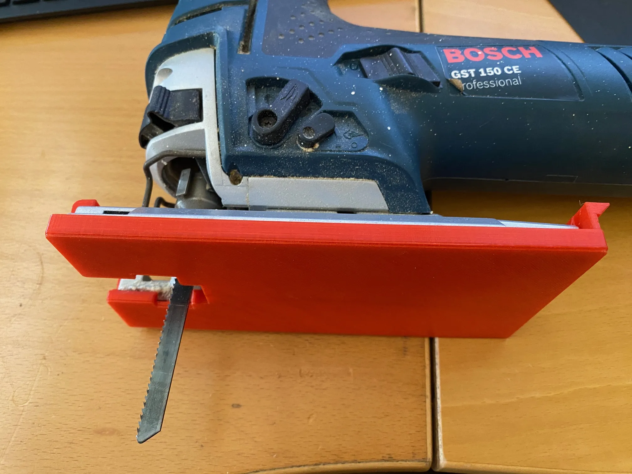 Bảng trượt cho máy cưa Bosch GST 150 CE