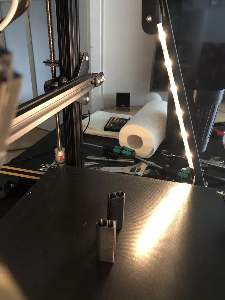 Giá đỡ ống M10 cho đèn Ledberg của Ikea