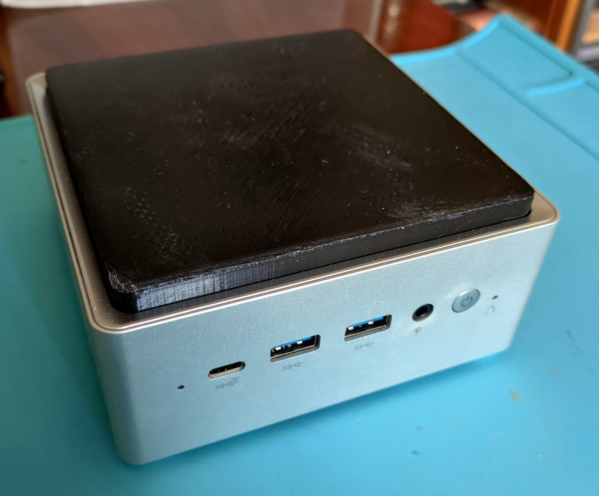 Nắp sửa đổi cho ổ cứng Seagate 5 To trên Minisforum MPB7