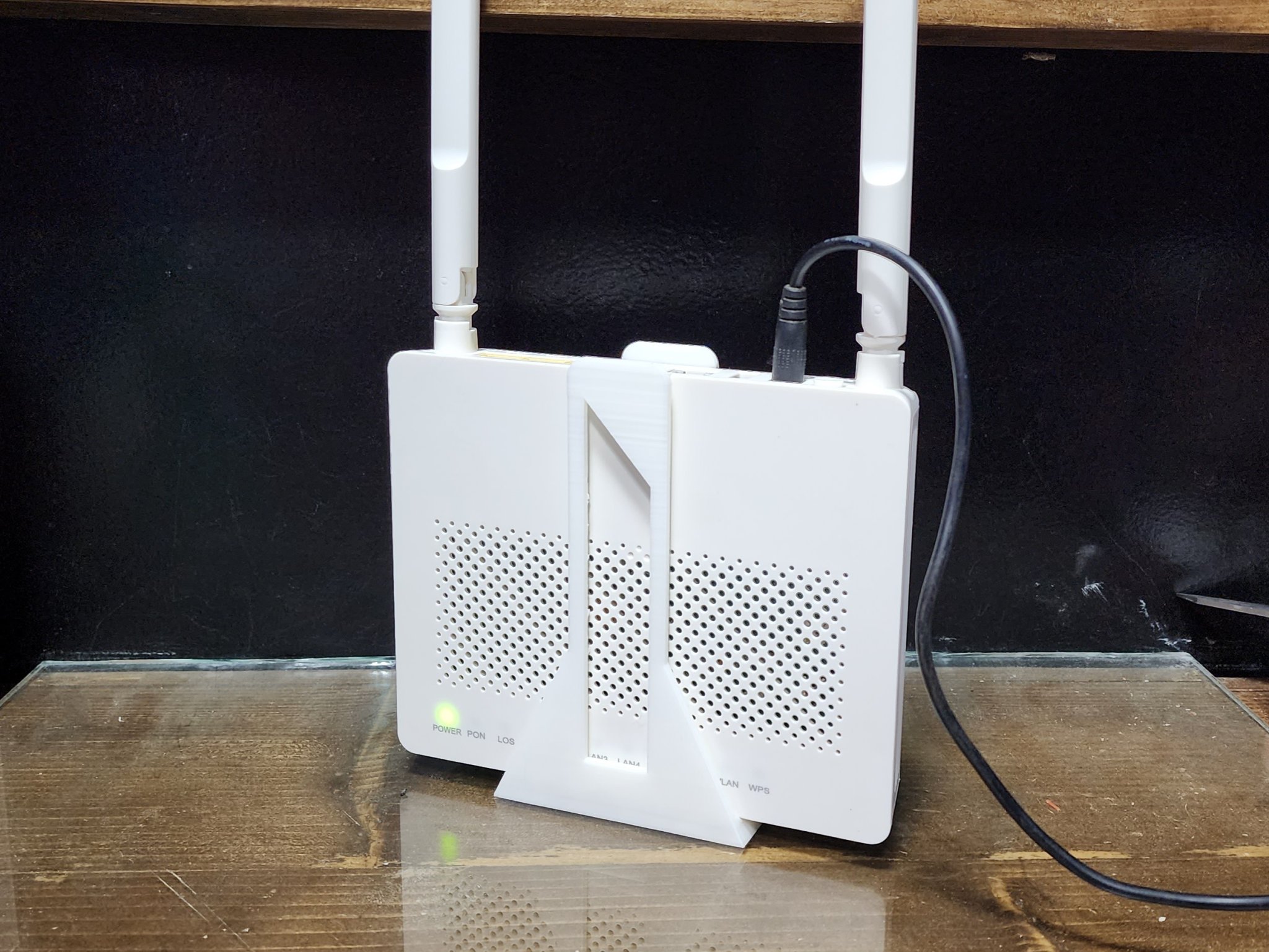 Giá đỡ đứng dọc cho router Huawei EchoLife EG8141A5