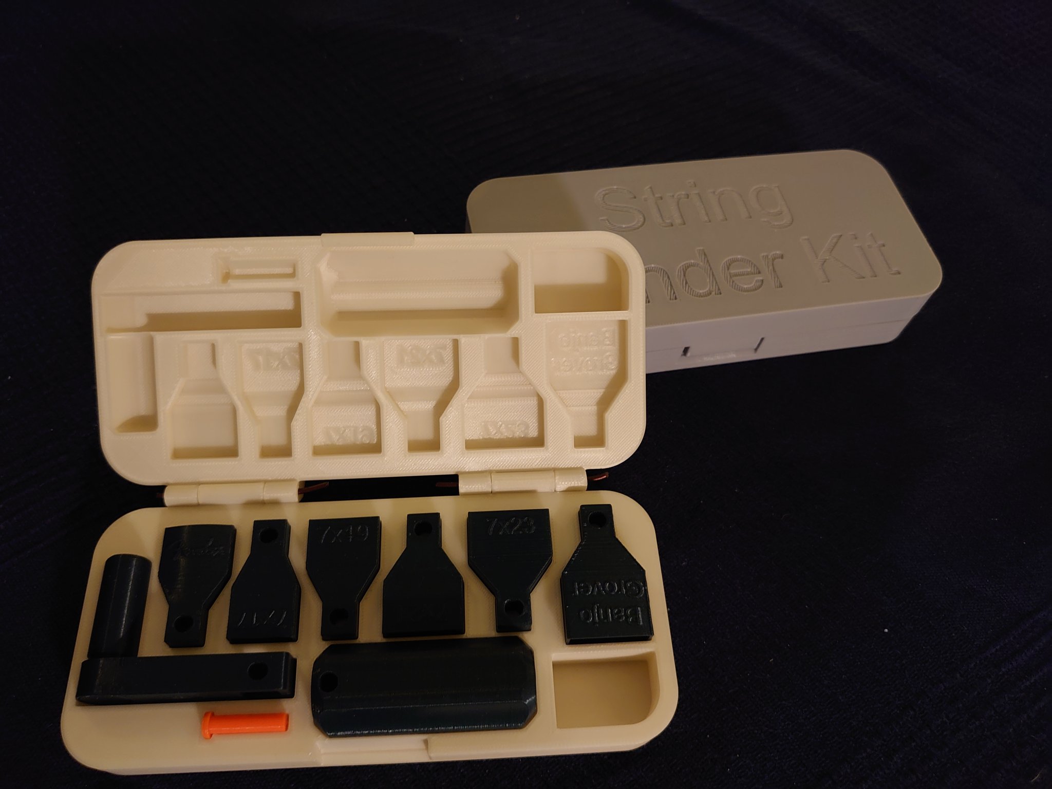 Bộ dụng cụ quấn dây nhạc cho guitar và ukulele