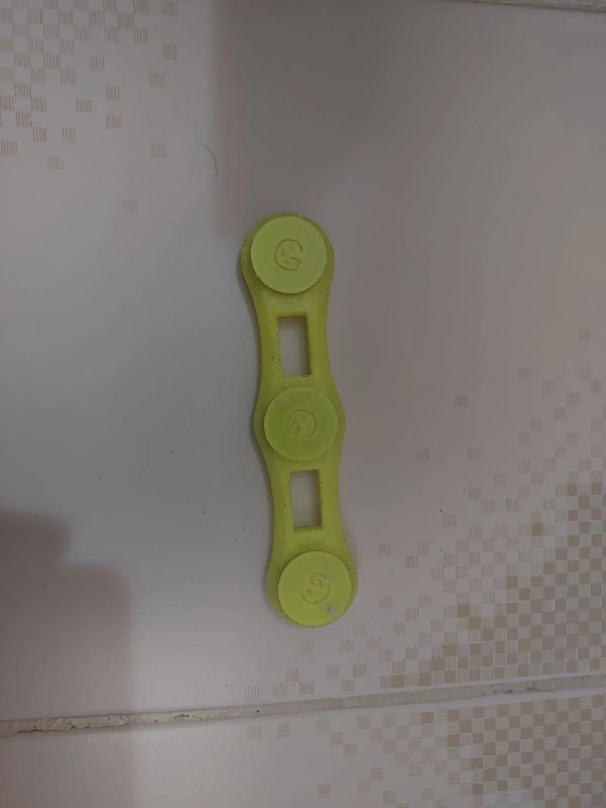 **Mô hình spinner có lưỡi dành cho châm cứu**