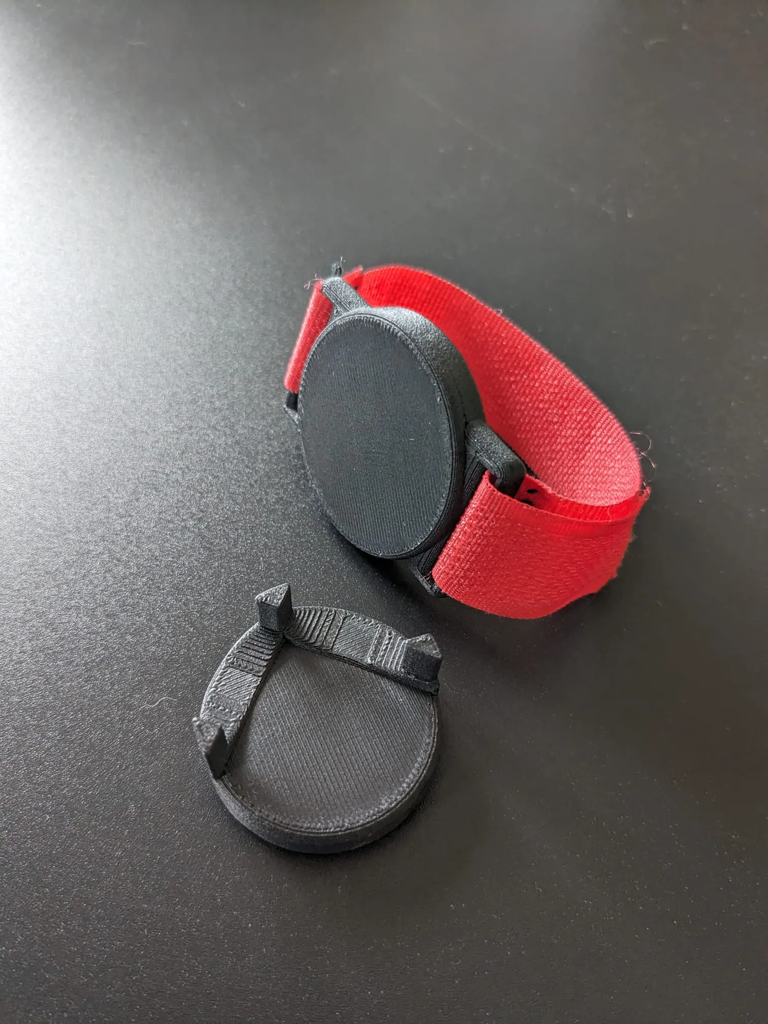 Vòng tay giữ gậy bi-a bằng nam châm và velcro