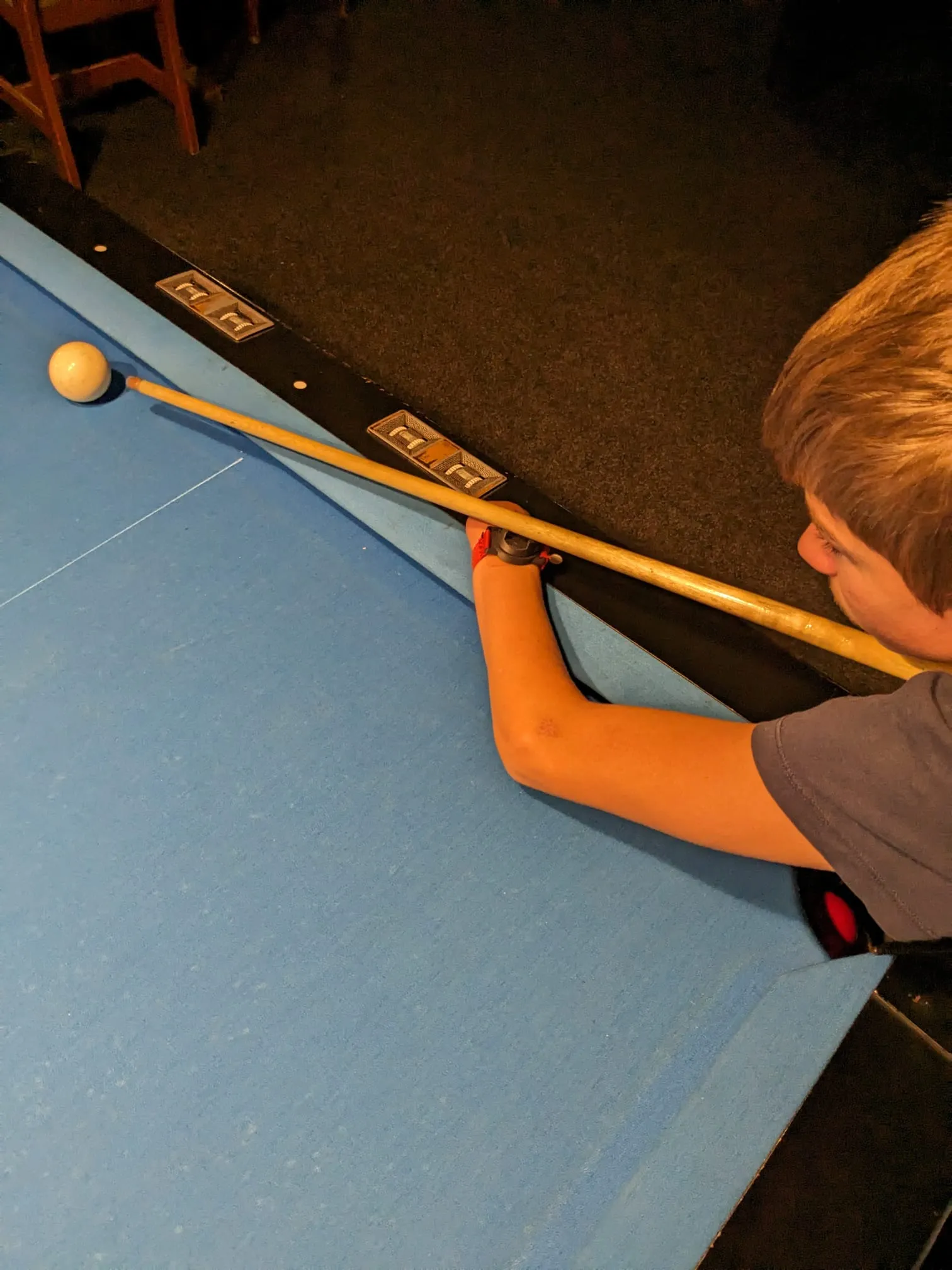 Vòng tay giữ gậy bi-a bằng nam châm và velcro