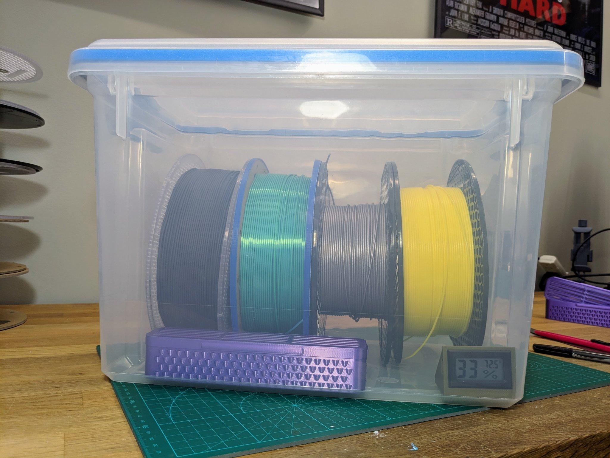 Giá đỡ ẩm kế cho hộp đựng gasket Sterlite 20qt