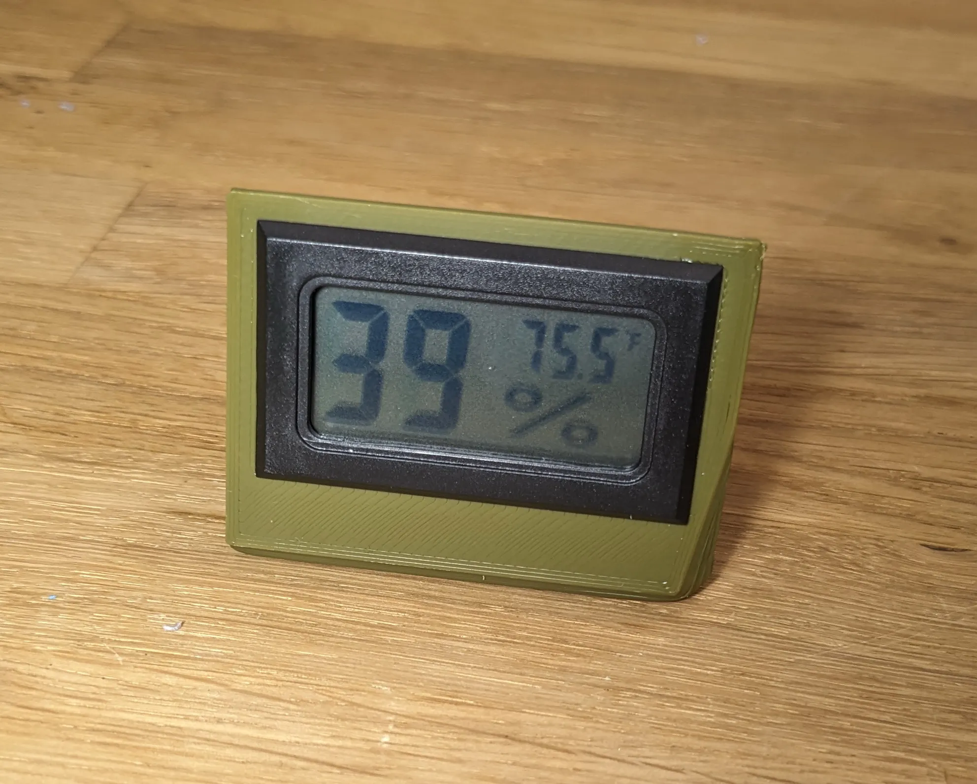 Giá đỡ ẩm kế cho hộp đựng gasket Sterlite 20qt