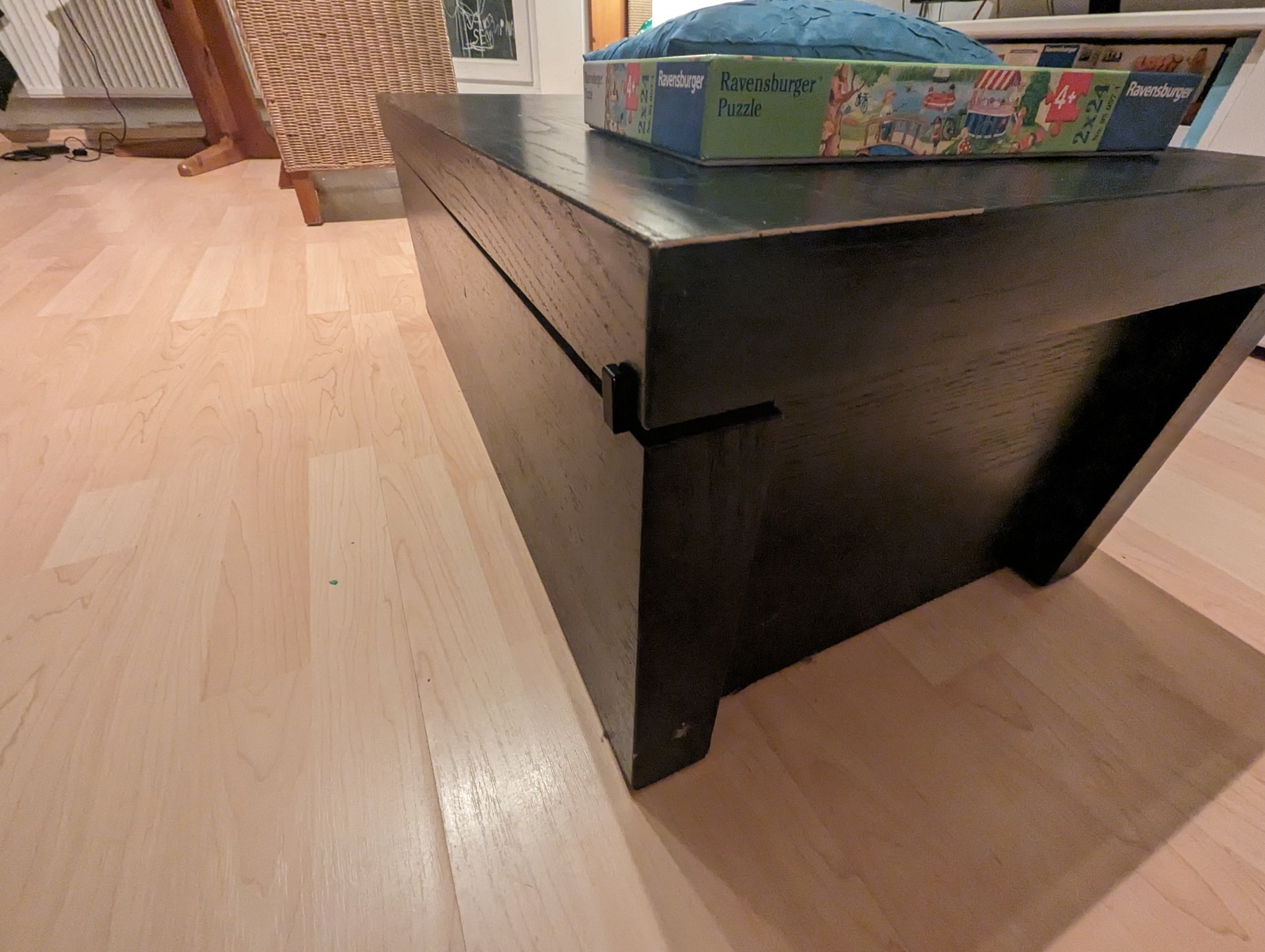 Bảo vệ ngăn kéo Ikea Malm cho trẻ em