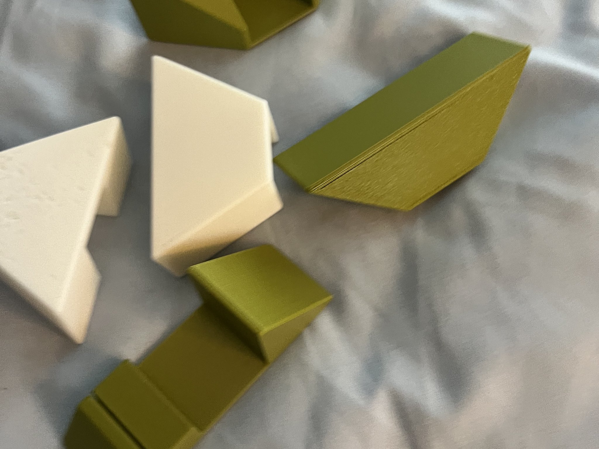 Giá đỡ khung tranh IKEA KNOPPÄNG 24"x35.75" (64mmx94mm)