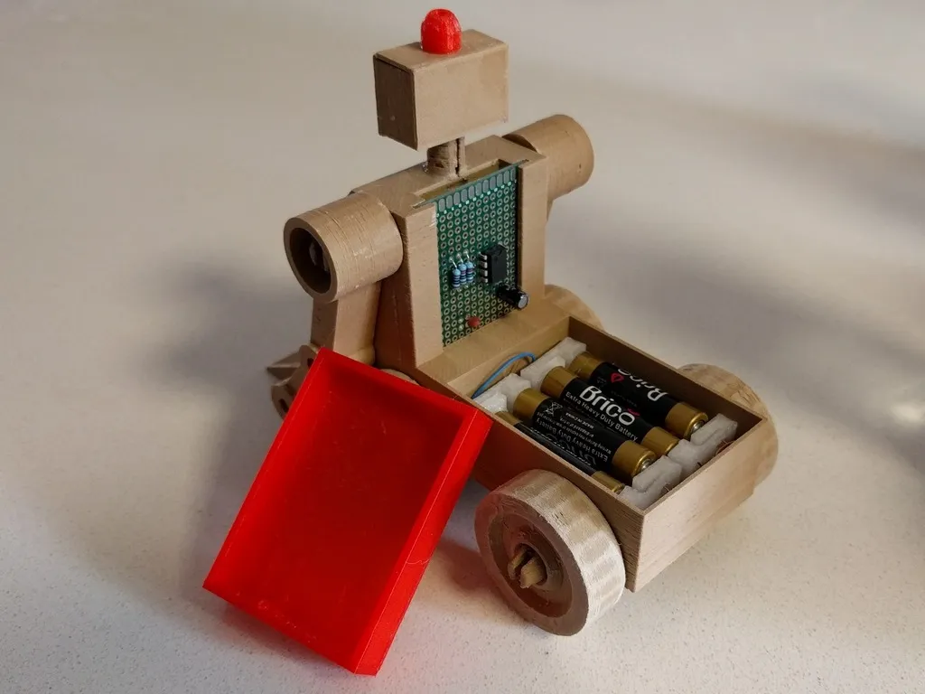 Robot kéo với chỗ để điện tử cho trẻ em