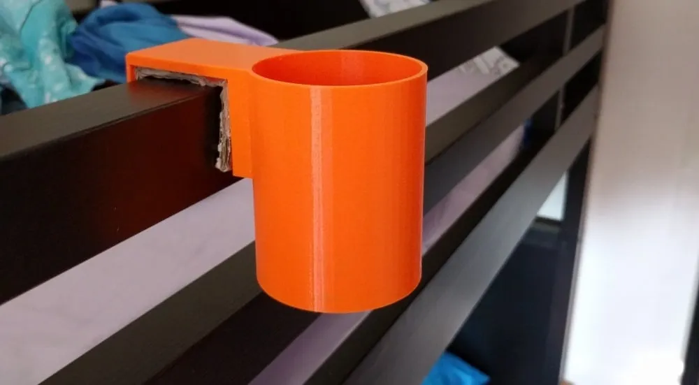 Giá đỡ chai nước cho giường trẻ em