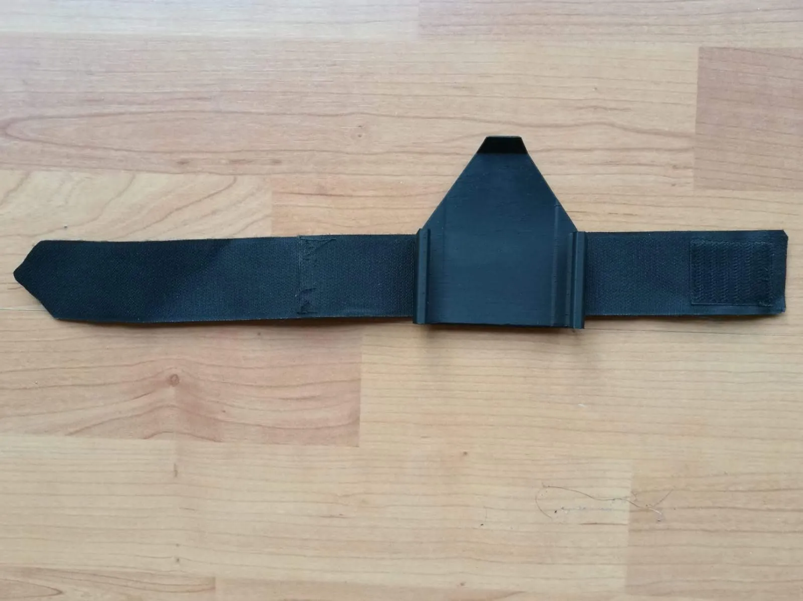 Giá đỡ điện thoại gắn trên cổ tay bằng băng dính Velcro