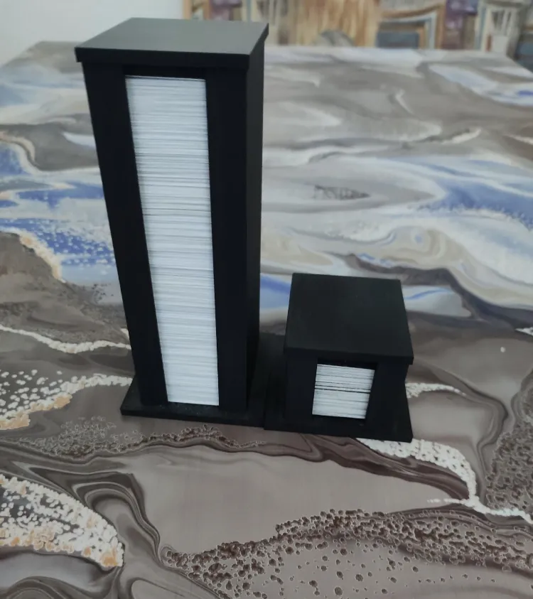 Hộp bài Cards Against Humanity cho trò chơi bàn