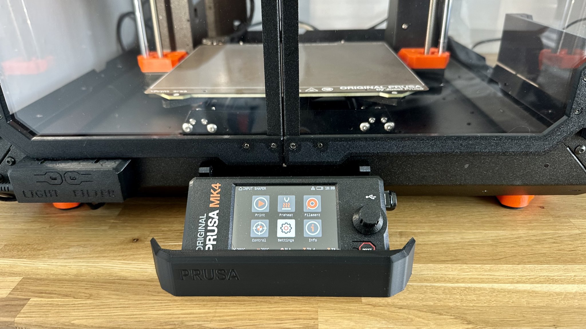 Giải pháp bảo vệ xLCD cho Enclosure Prusa MK4