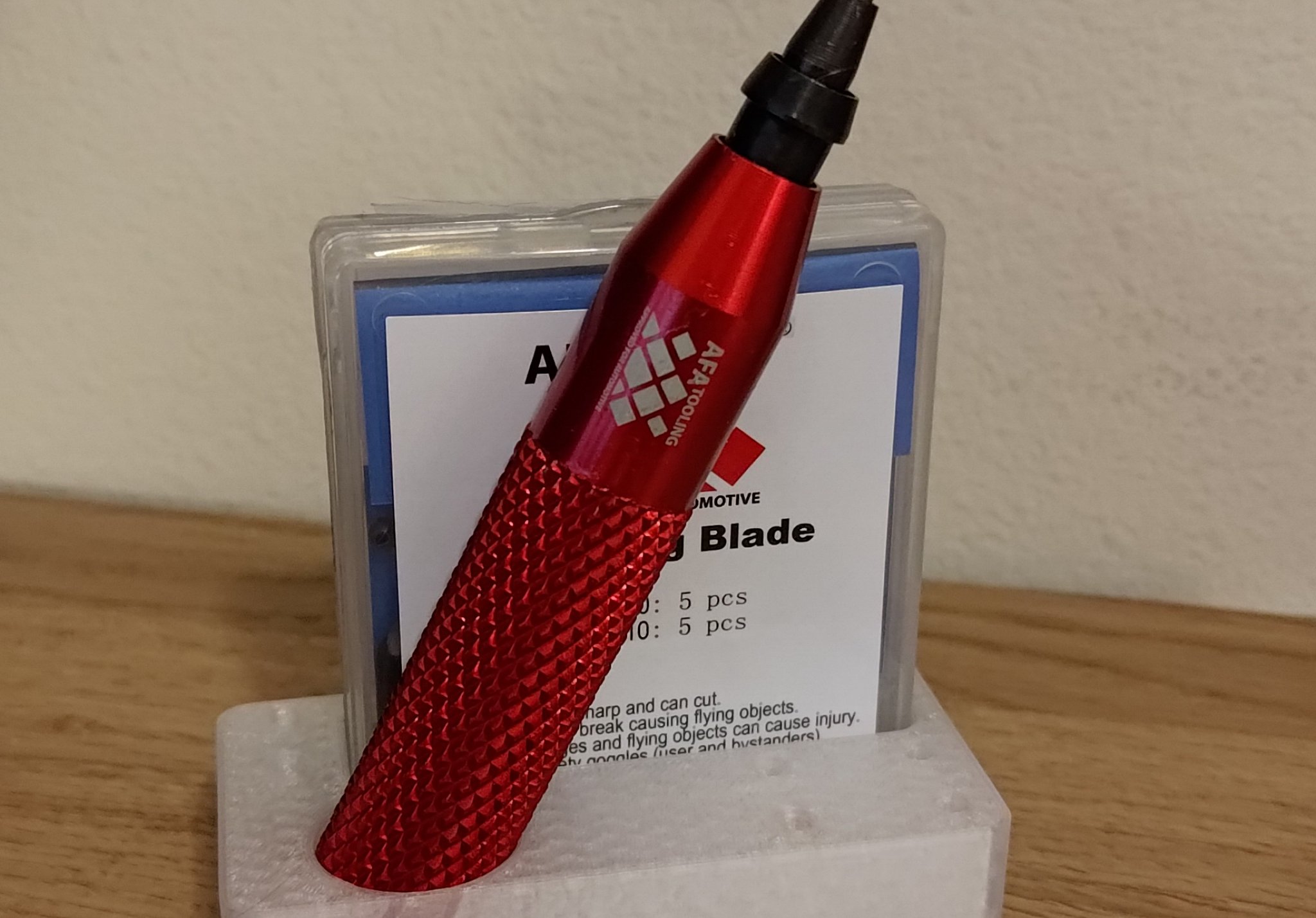 Giá đỡ công cụ loại bỏ cạnh AFA thân rộng dạng nghiêng