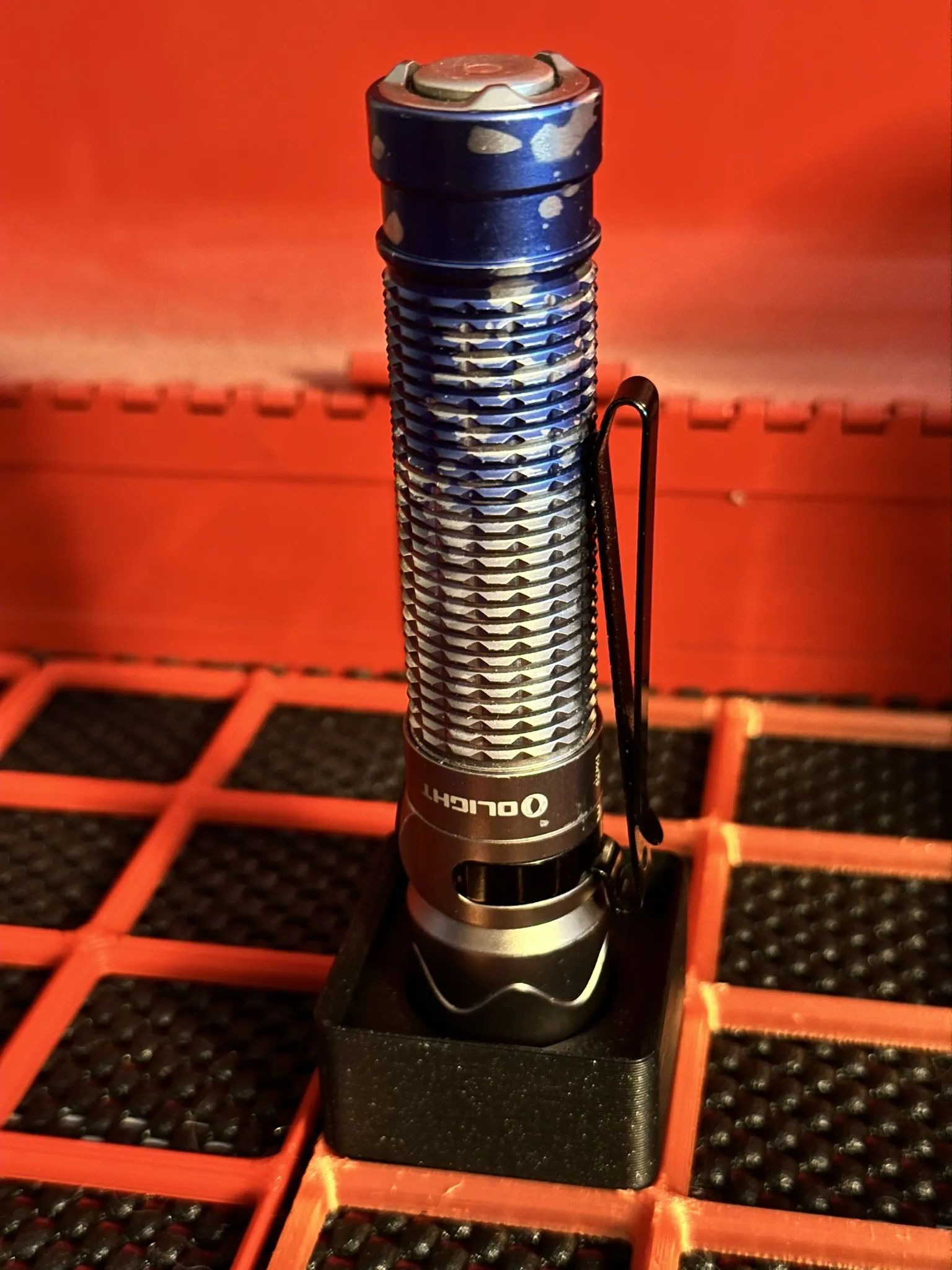 Mô-đun Gridfinity cho đèn pin Olight Warrior Mini 2