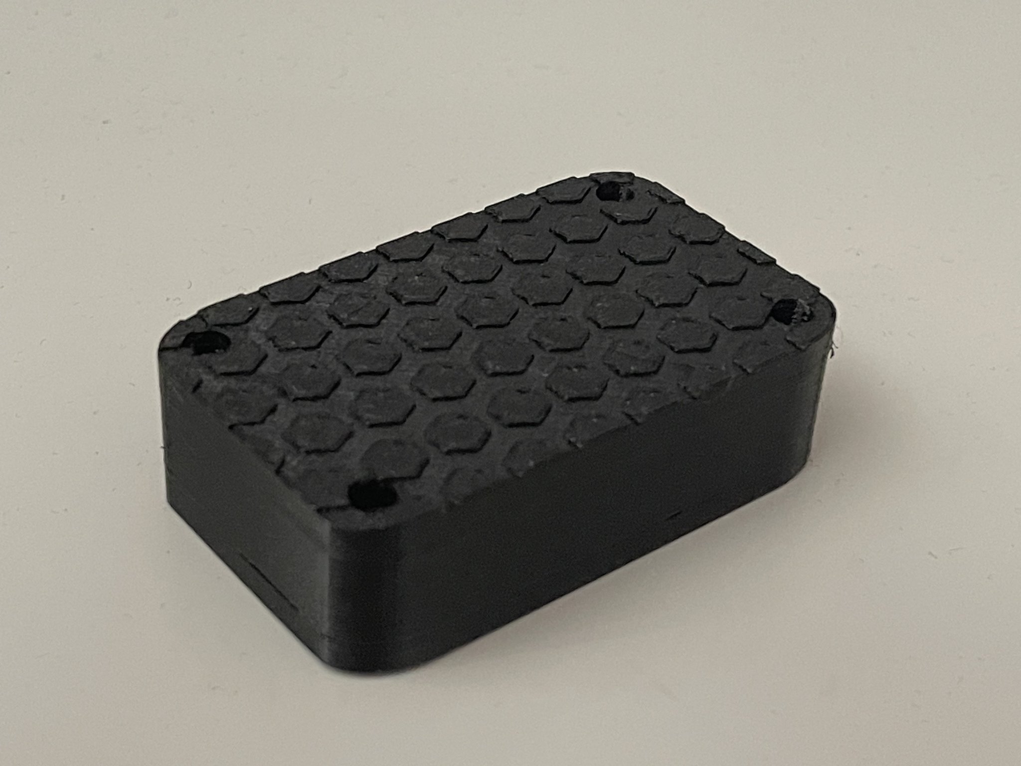 Gạch Airtag chống nước với pin 6-7 năm tuổi thọ