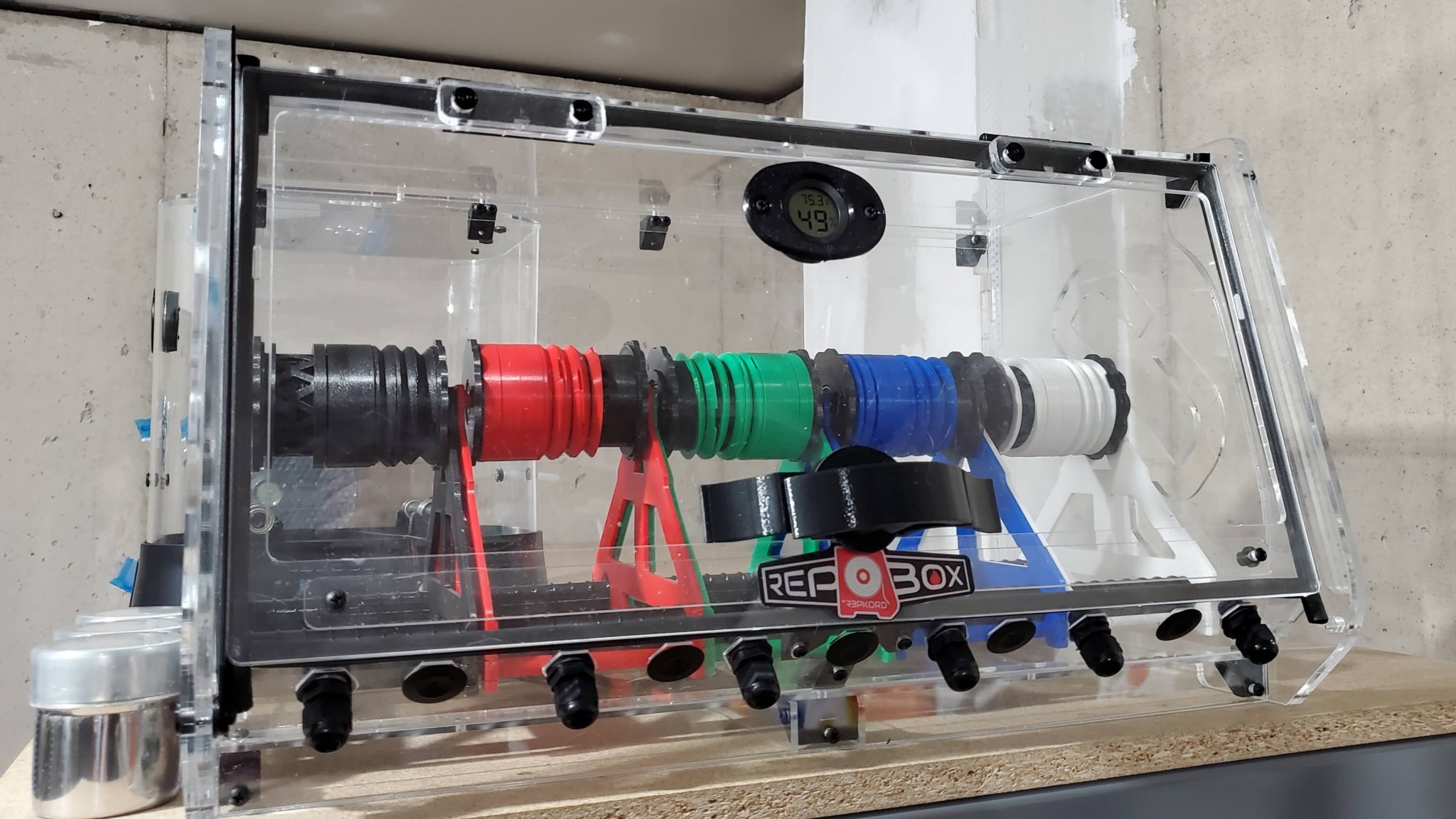 Giá đỡ cuộn tự động tích hợp cho Repbox với ly hợp trượt