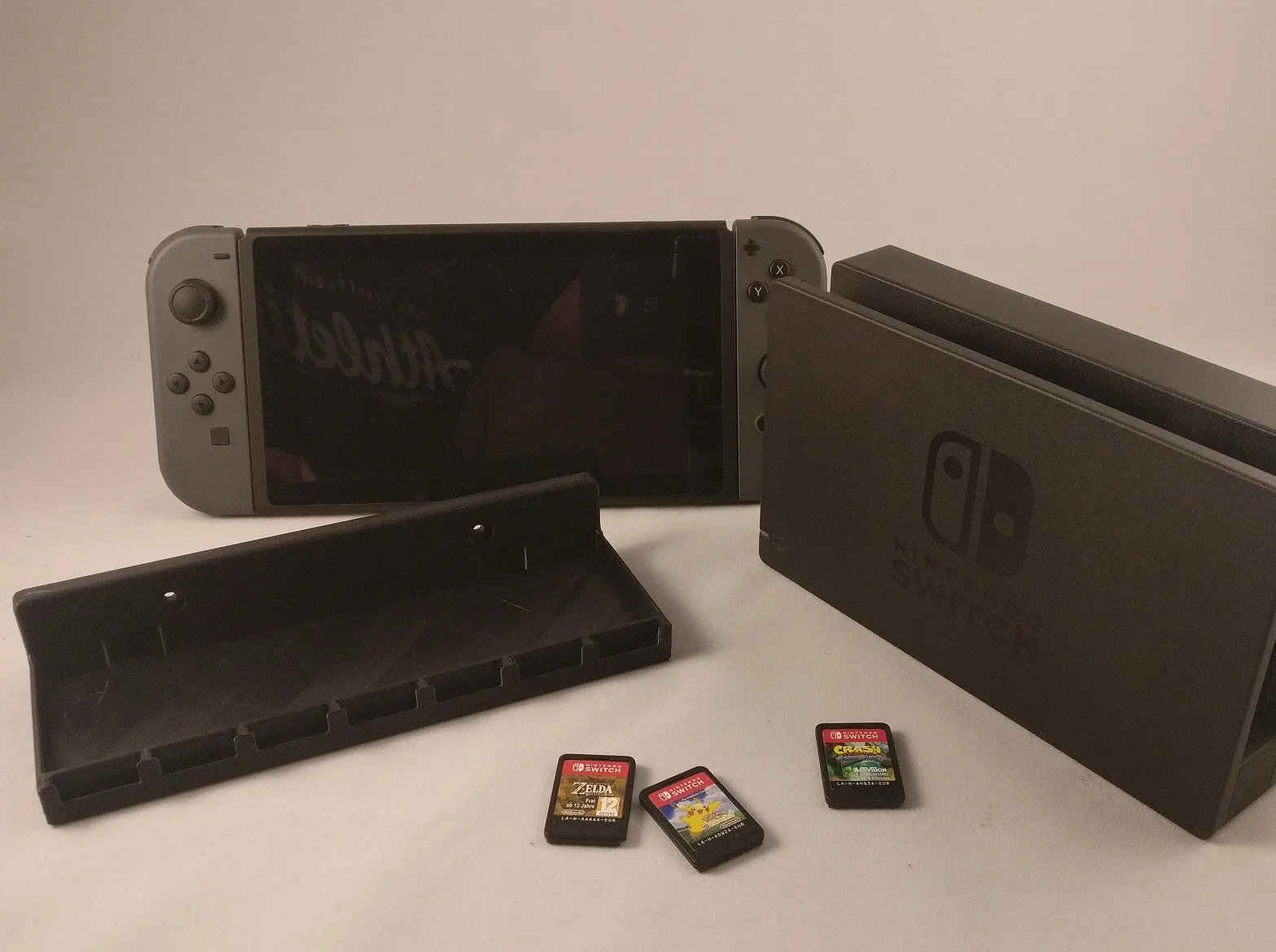 Giá treo tường cho dock Nintendo Switch