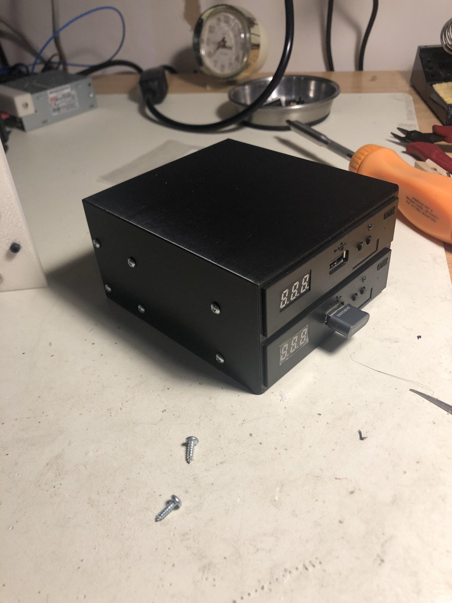 Vỏ đựng ổ đĩa Gotek đôi cho máy tính