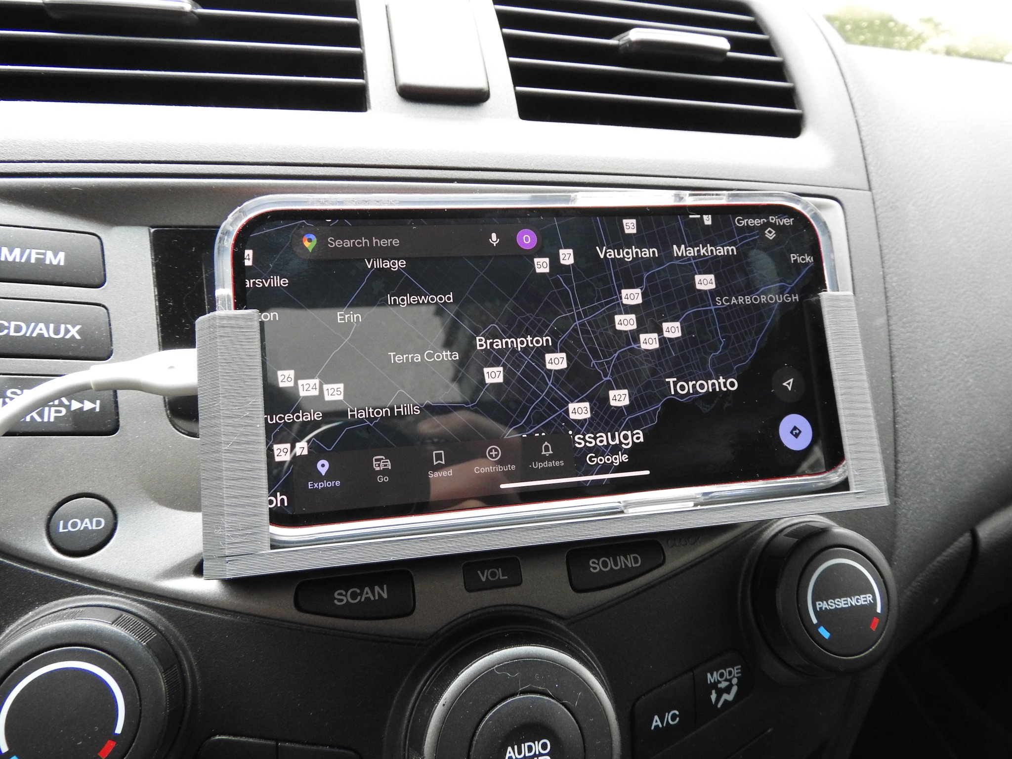 Giá đỡ điện thoại cho xe hơi từ khe CD