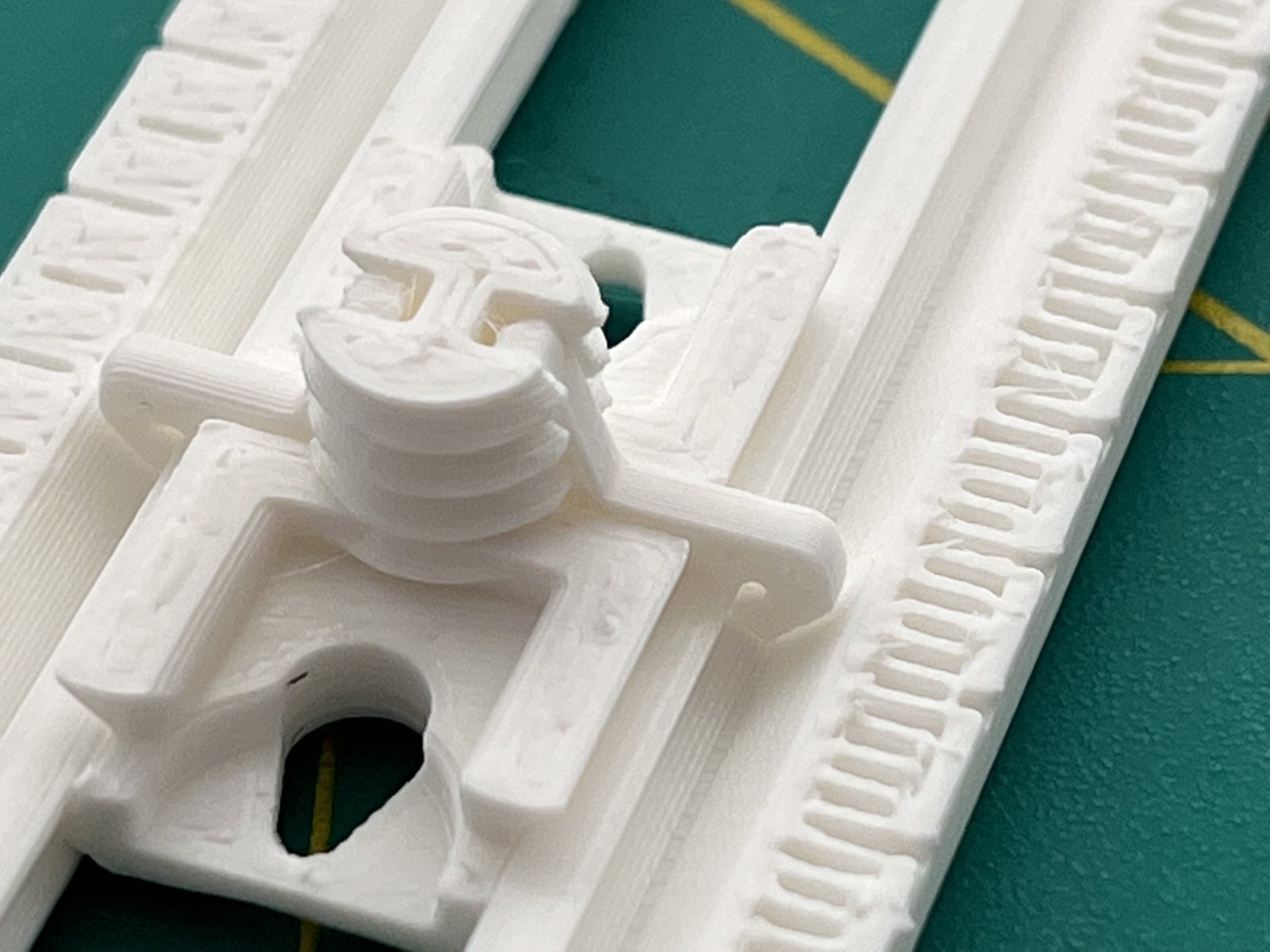 Compass vẽ hình tròn lớn từ 1.25” đến 9.25”