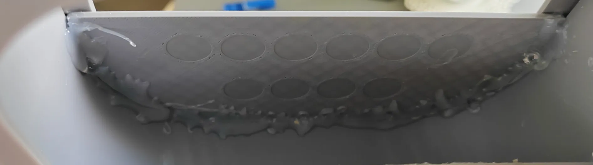 Chậu hoa treo tường dễ in từ vật liệu PETG