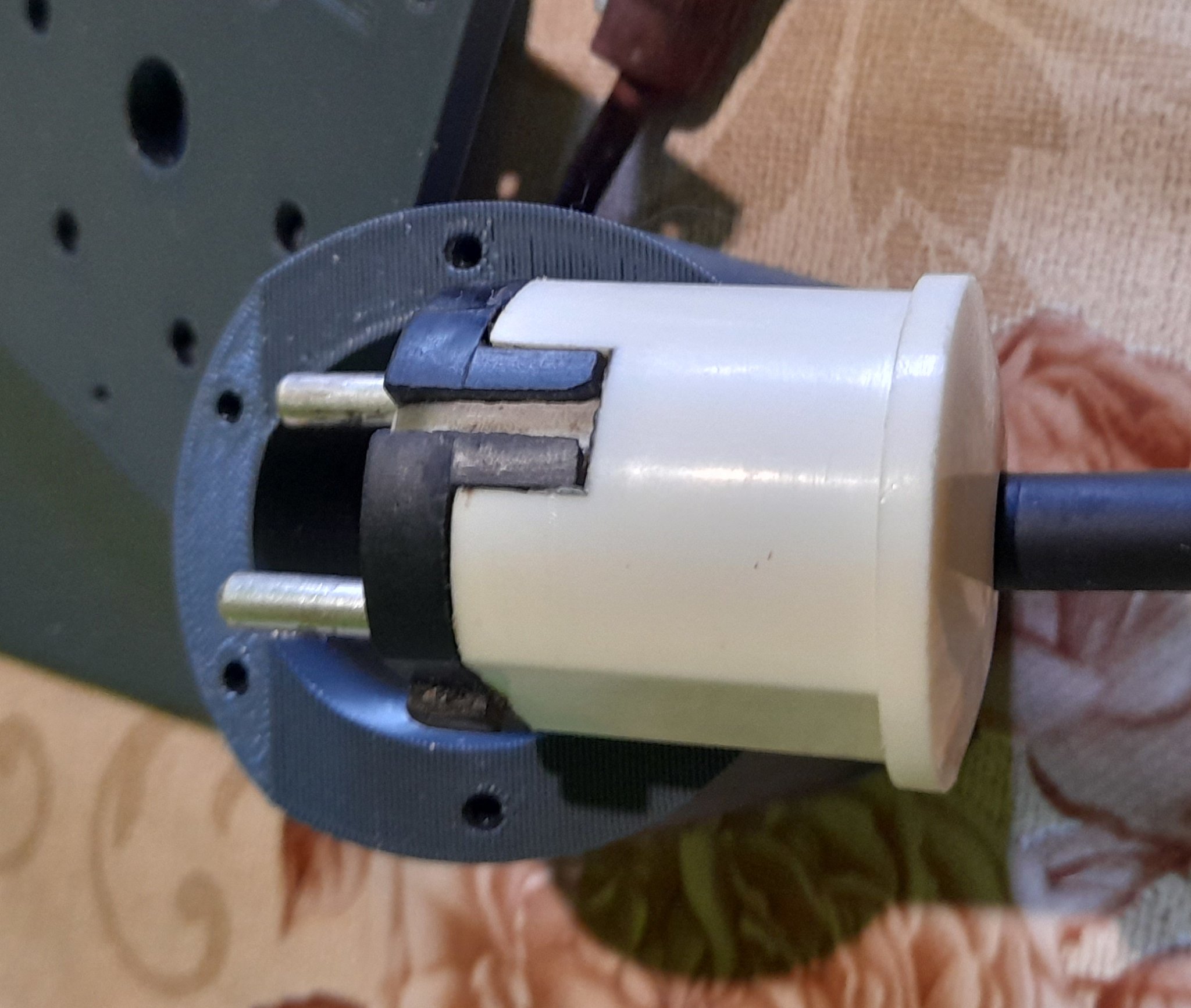 Bộ phận nối dây điện qua tường cho thiết bị gia dụng