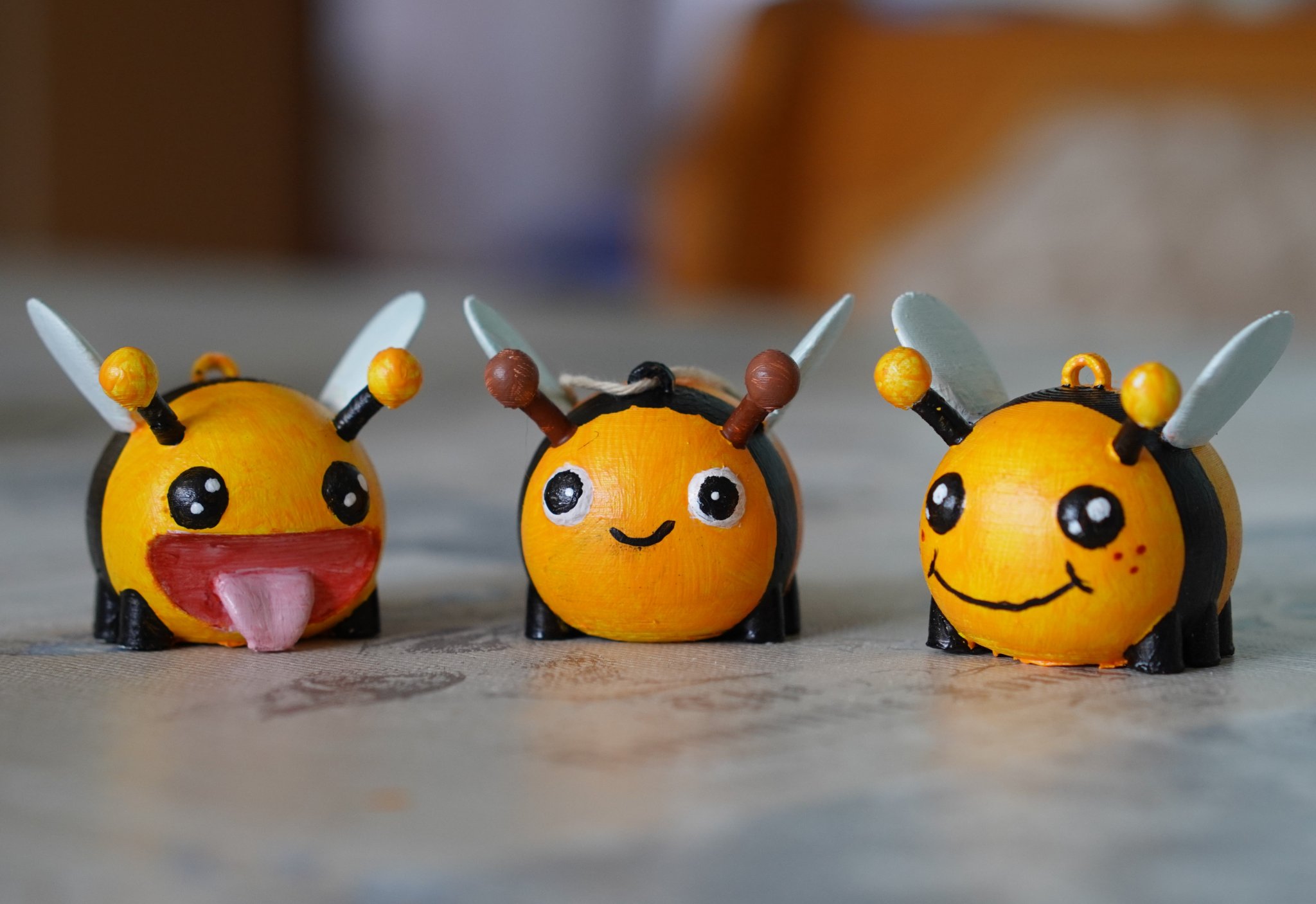 Con ong mập treo trang trí