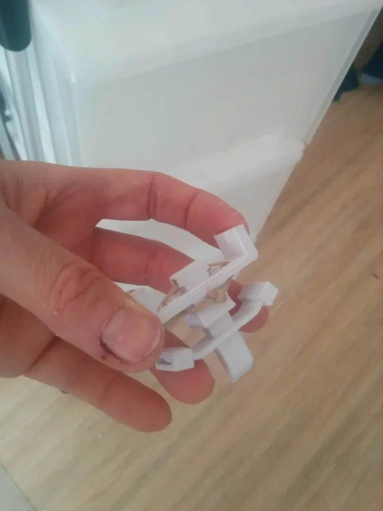 Khóa cho ngăn kéo bằng nhựa