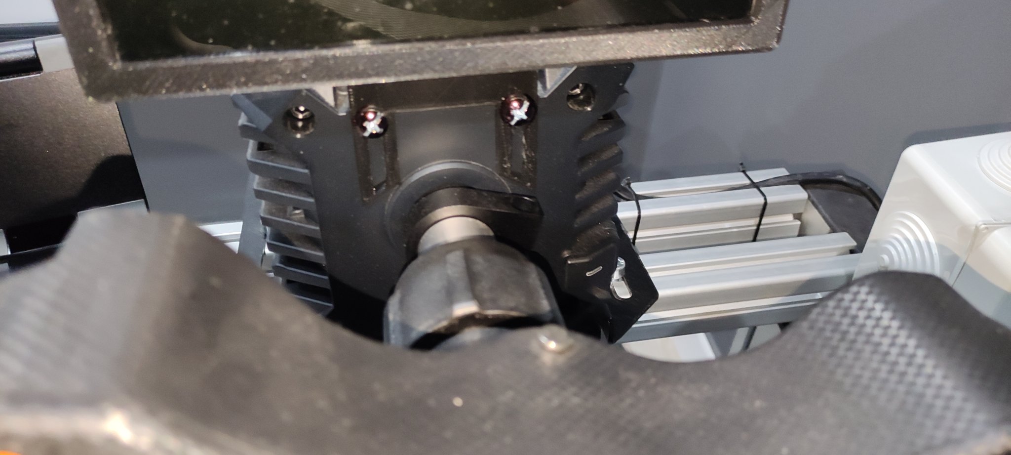 Giá đỡ Vesa 75x75 cho vỏ LCD 8.9'' và nút bấm