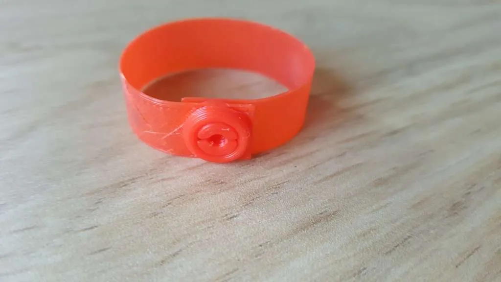 Dây đeo tay và nút bấm cho trang phục Freddy Krueger