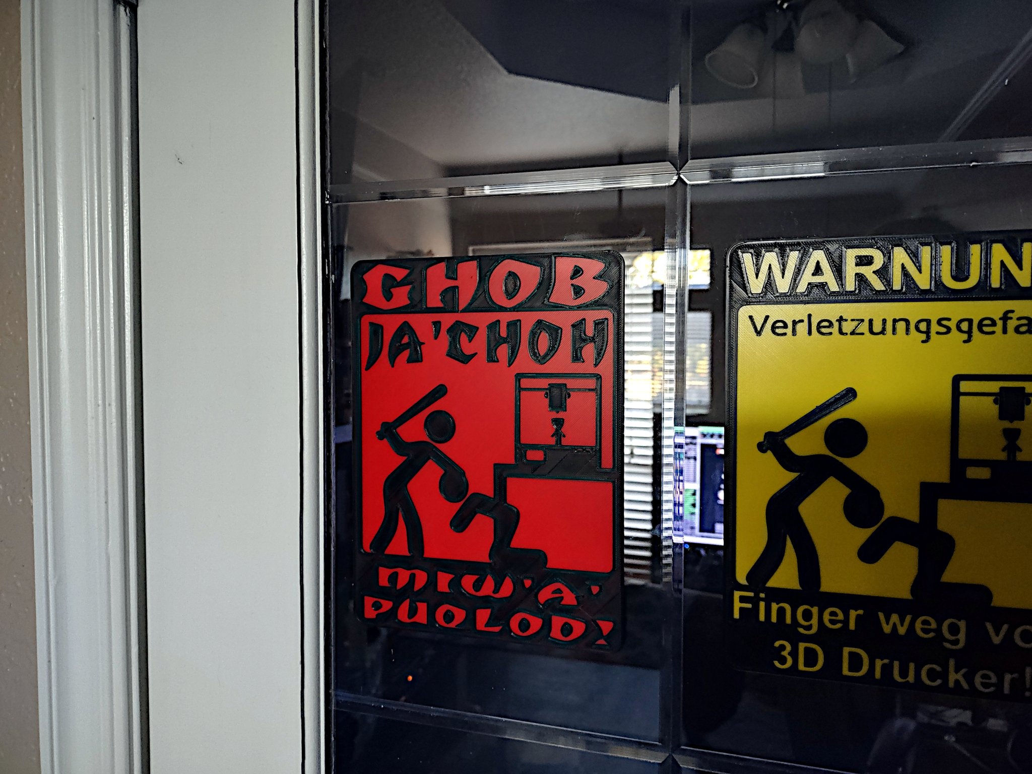 Biểu tượng cảnh báo máy in 3D bằng nhiều ngôn ngữ