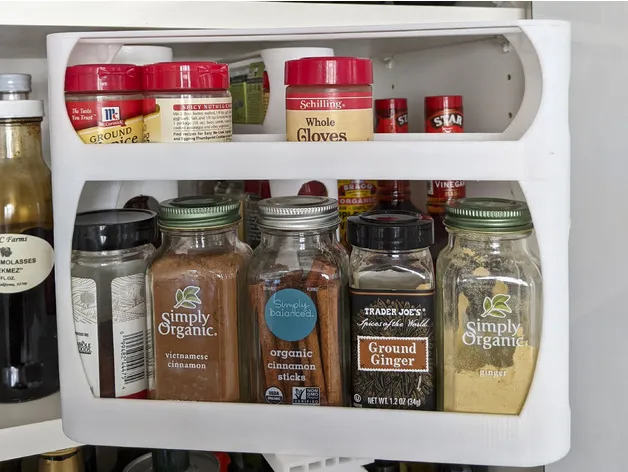 Giá đỡ gia vị kéo ra xoay cho tủ bếp tiện lợi