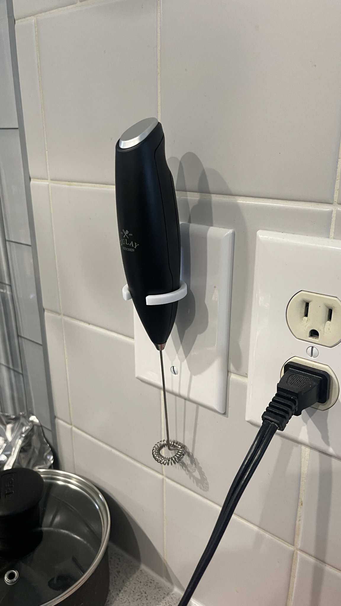 Giá đỡ tường cho máy tạo bọt sữa điện tử