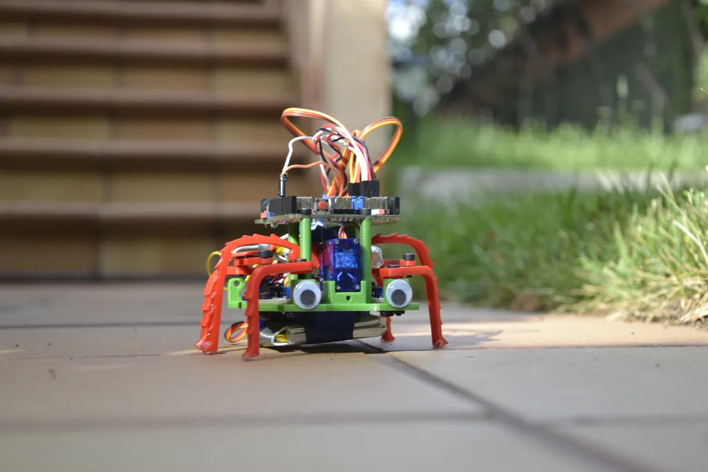 Robot Doodle - Robot hexapod đơn giản và thú vị