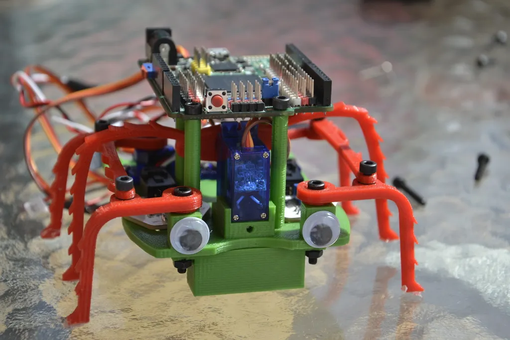 Robot Doodle - Robot hexapod đơn giản và thú vị