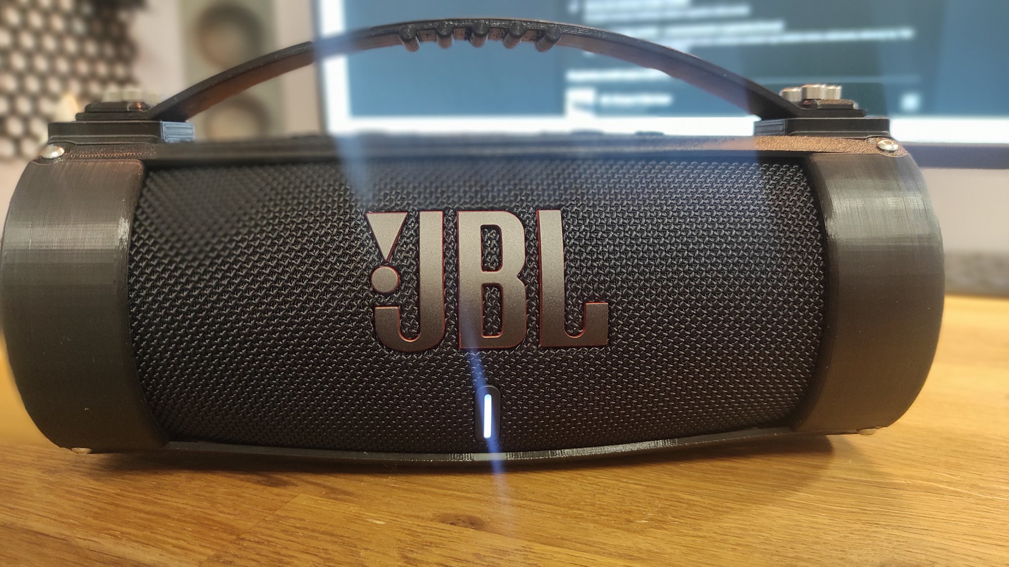 Bao da tiêu chuẩn cho JBL Charge 5 với bảo vệ bên cạnh