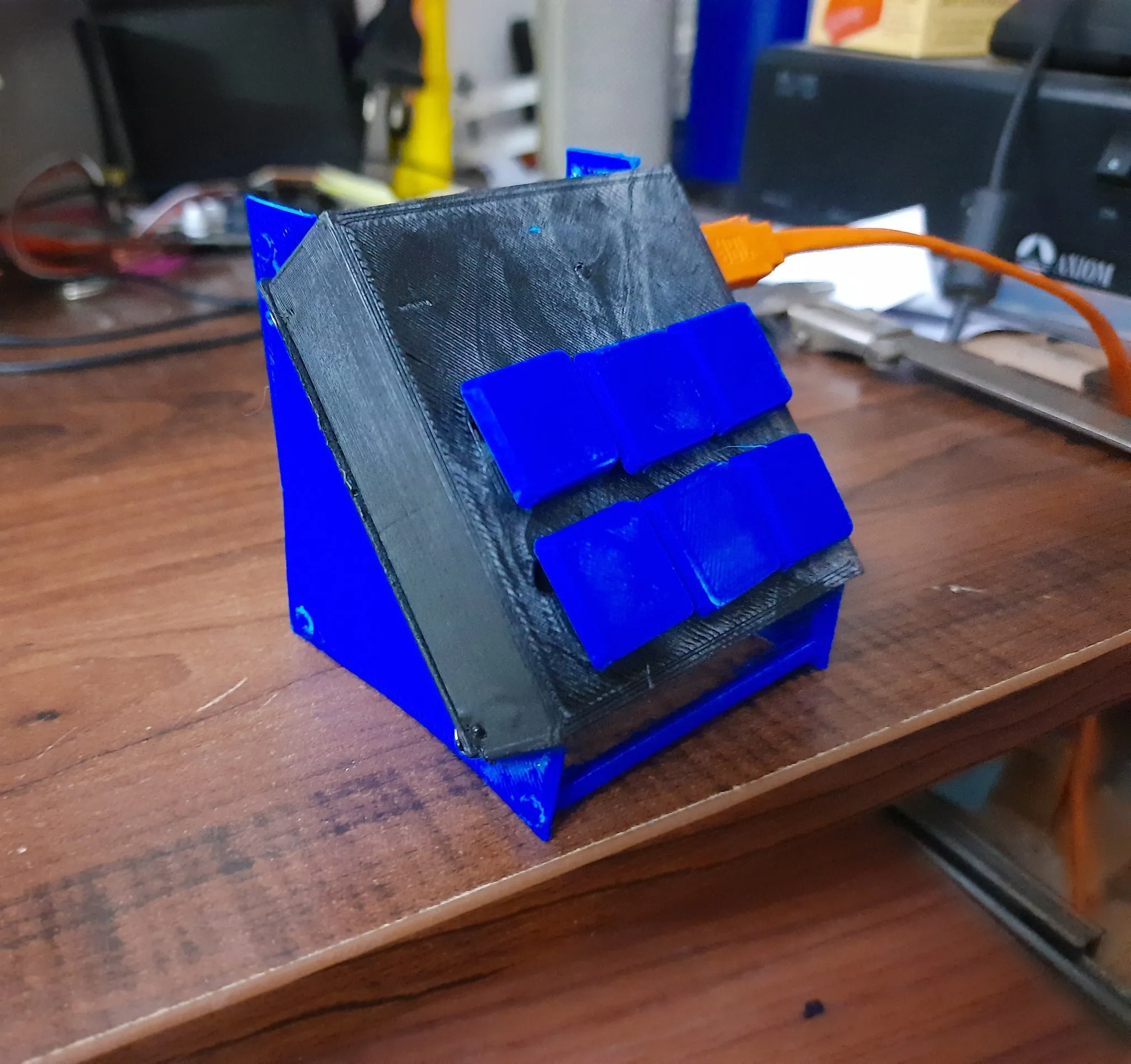 Bàn phím macropad giá rẻ sử dụng RPI Pico