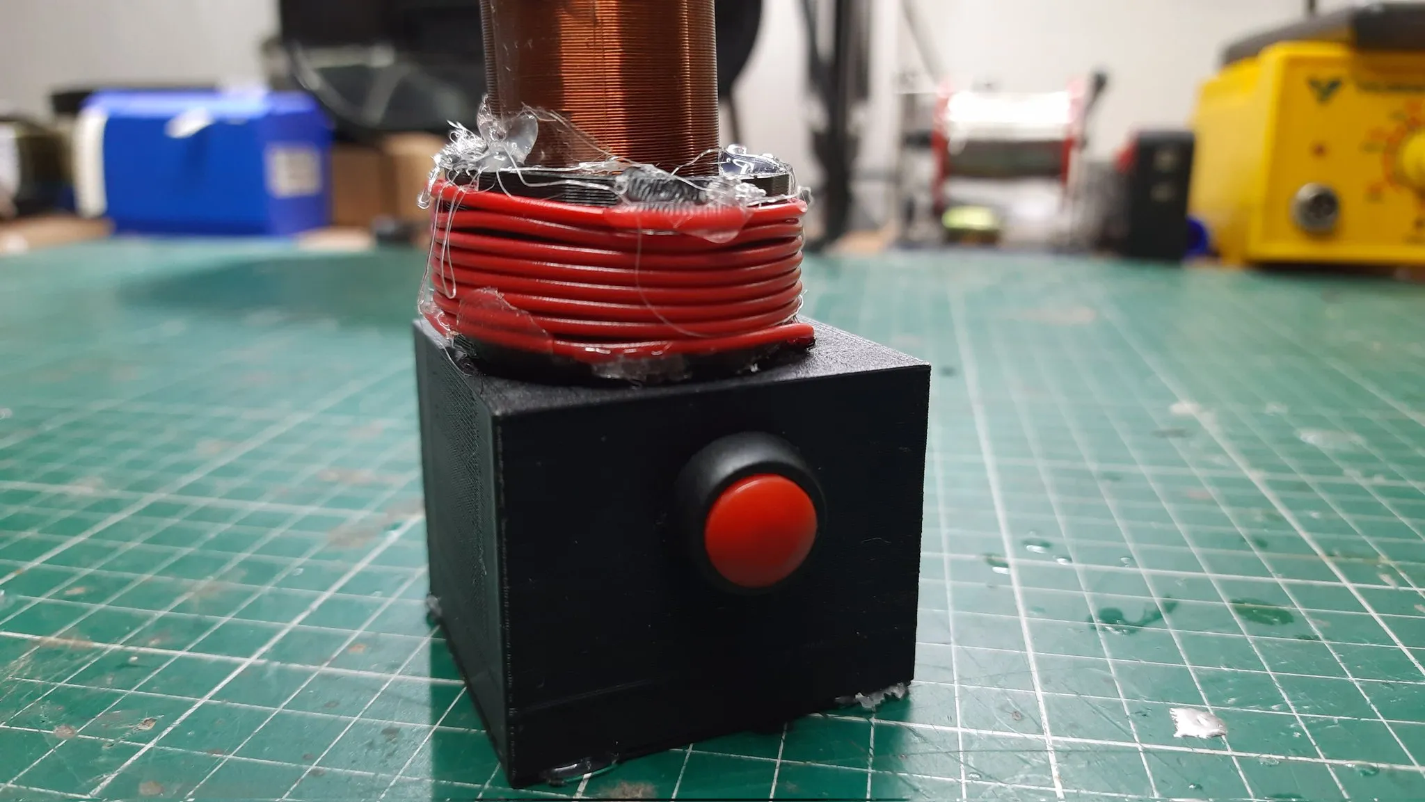 Giá đỡ cuộn Tesla cho máy phát Slayer