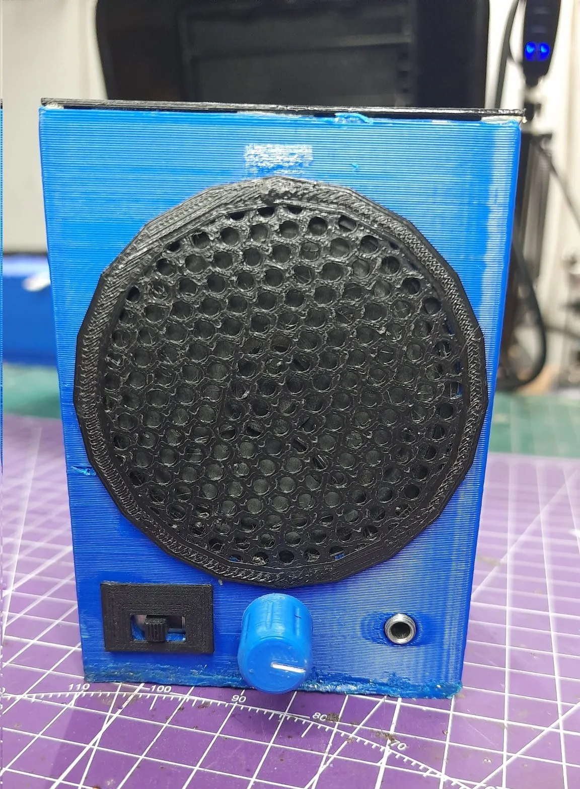 Loa retro in 3D sử dụng chip khuếch đại PAM8403