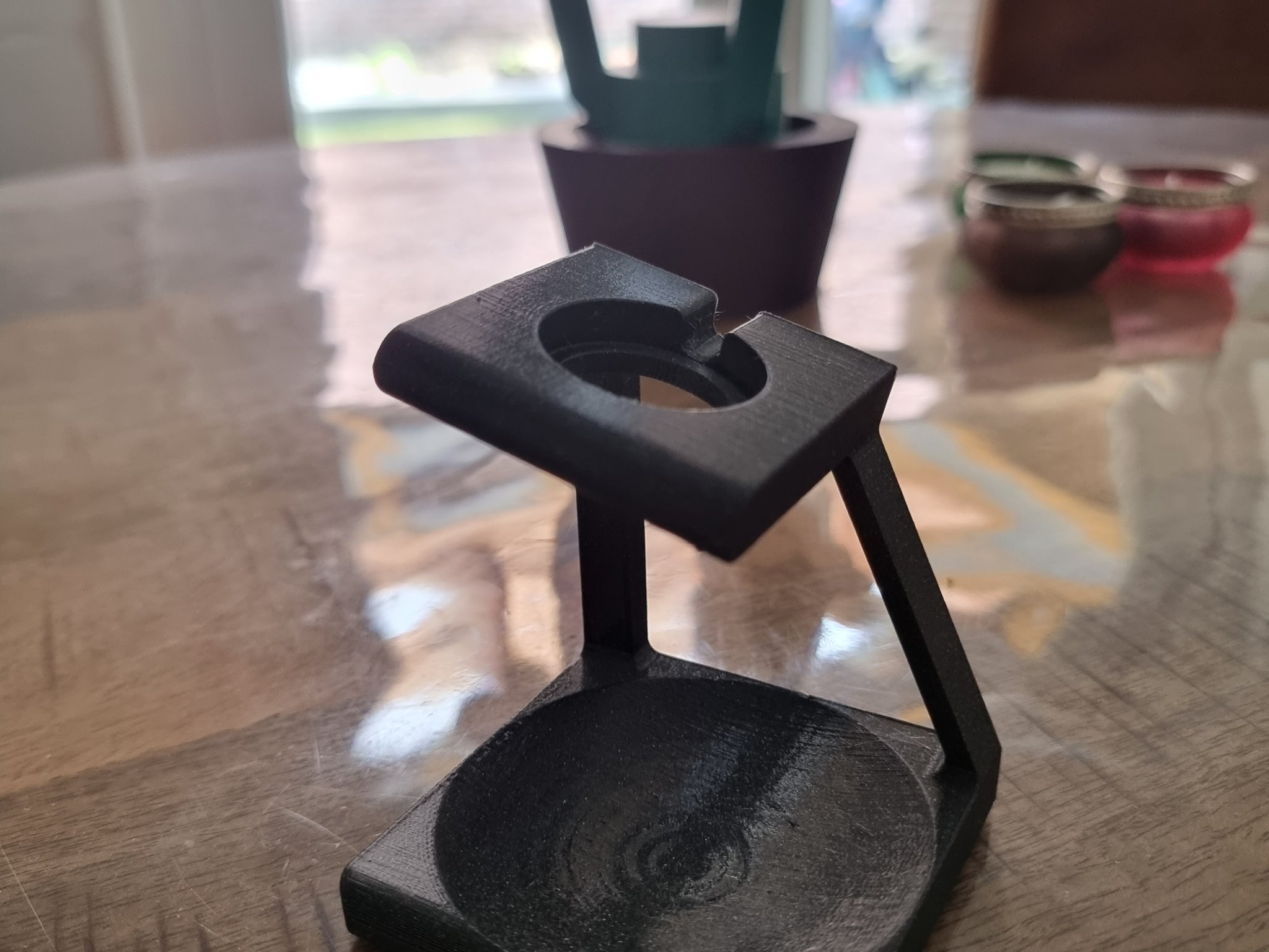 Giá đỡ sạc Samsung Galaxy Watch 6 cải tiến