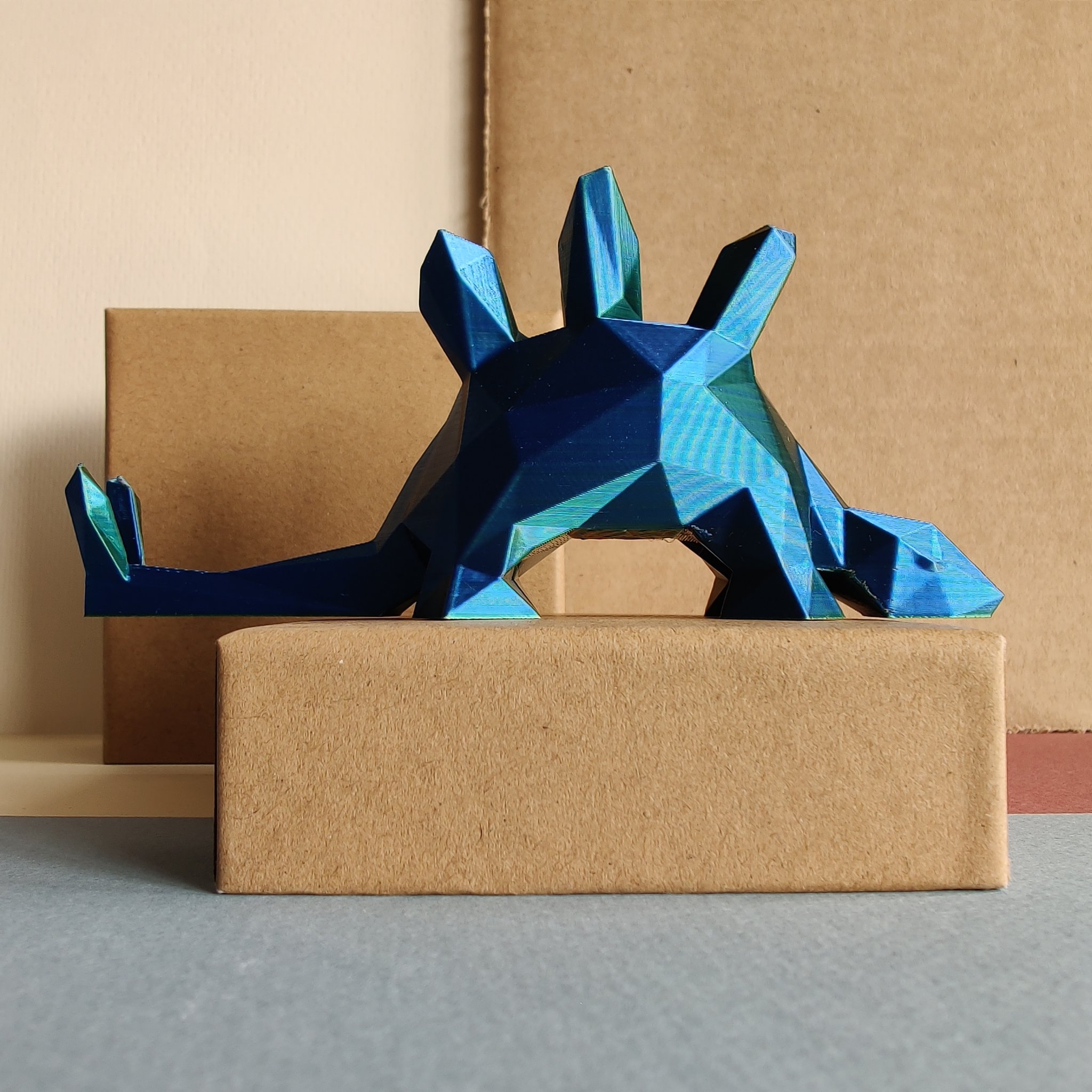 Giá đỡ nhẫn hình khủng long Stegosaurus phong cách Low Poly