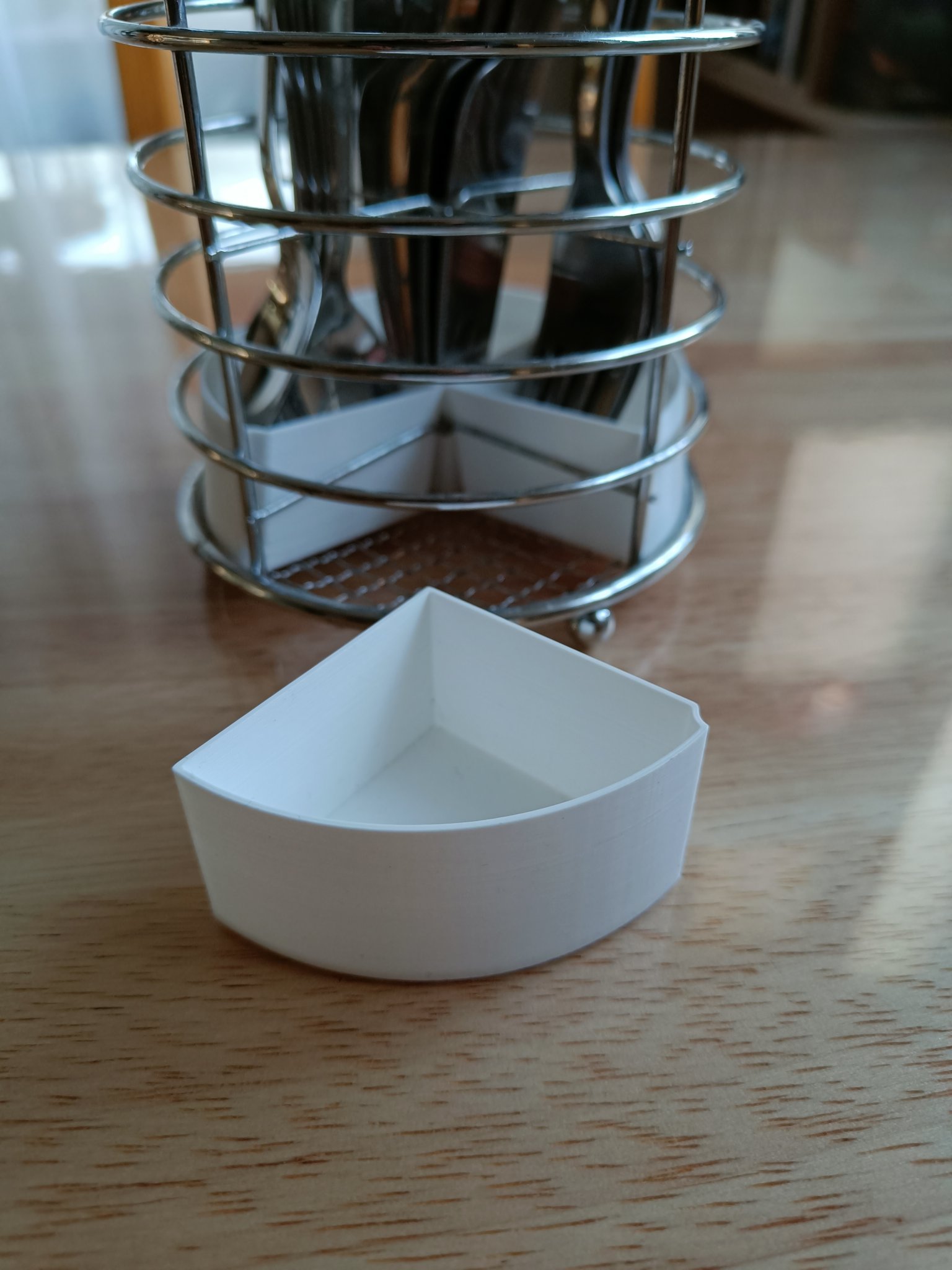 Giá đỡ dao kéo cho bàn ăn