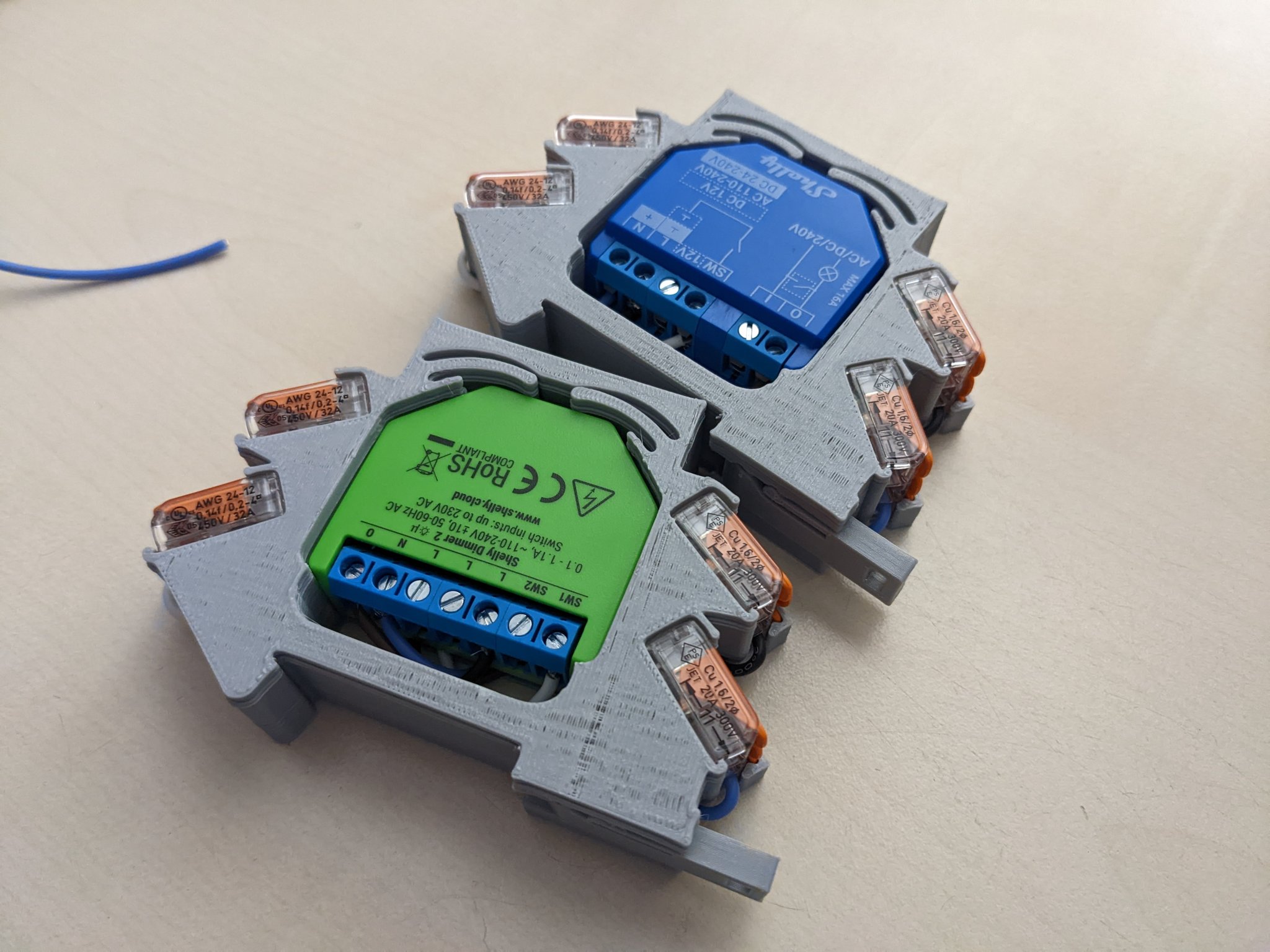 Giá đỡ DIN cho công tắc Shelly với đầu nối Wago 221