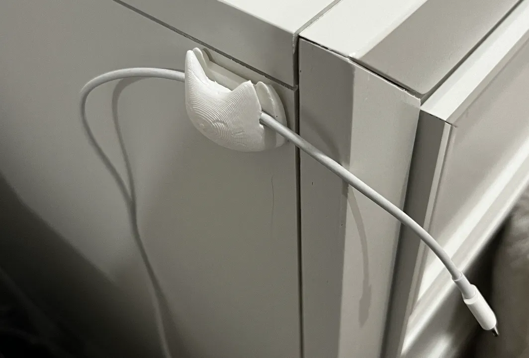 Giá đỡ dây hình mèo dễ thương cho văn phòng