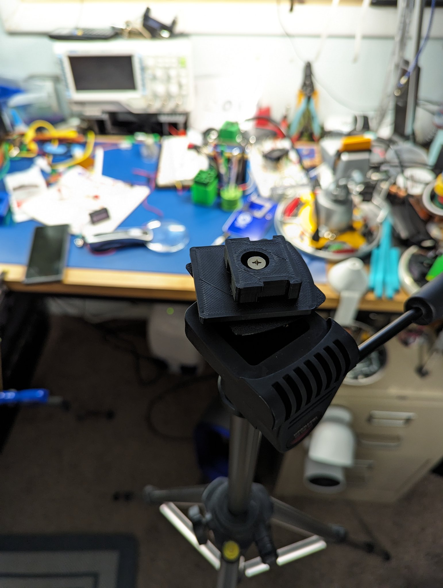 Bộ chuyển đổi đầu tripod Vanguard Mini K