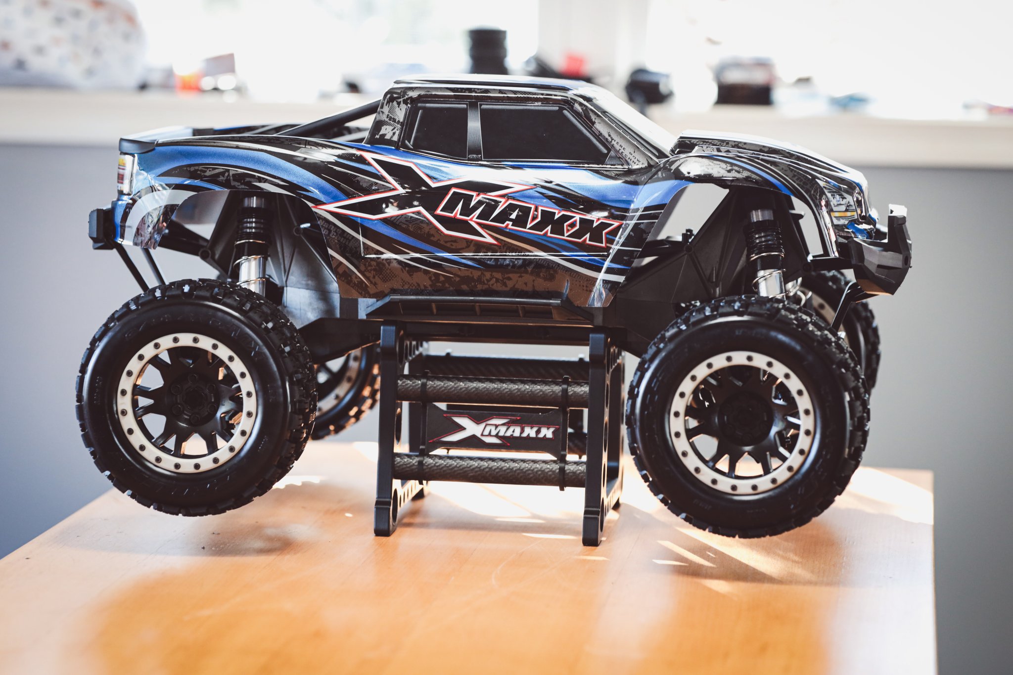 Giá đỡ làm việc cho Traxxas X-Maxx