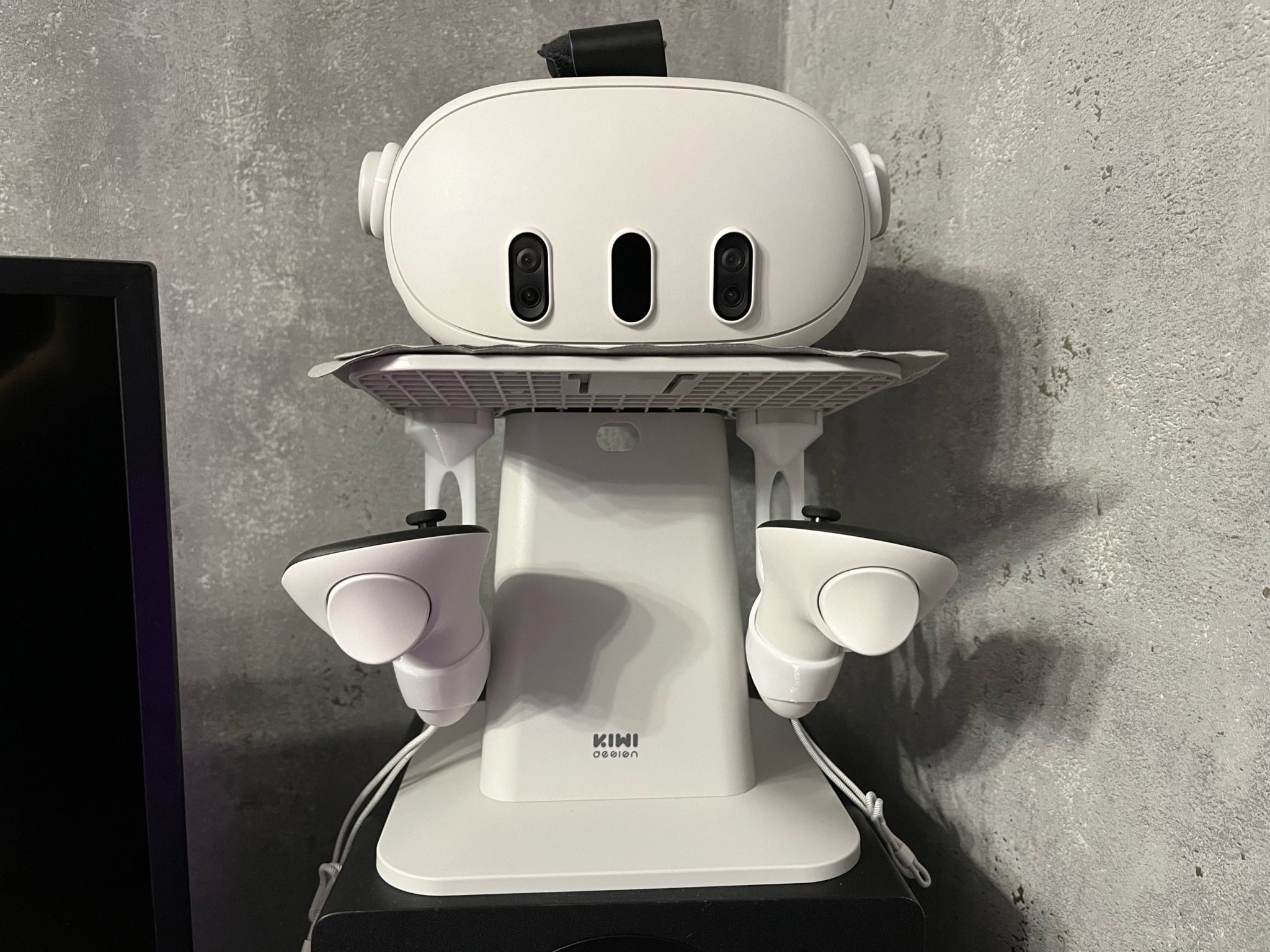 Giá đỡ tay cầm Quest 3 cho chân đế Kiwi Quest 2