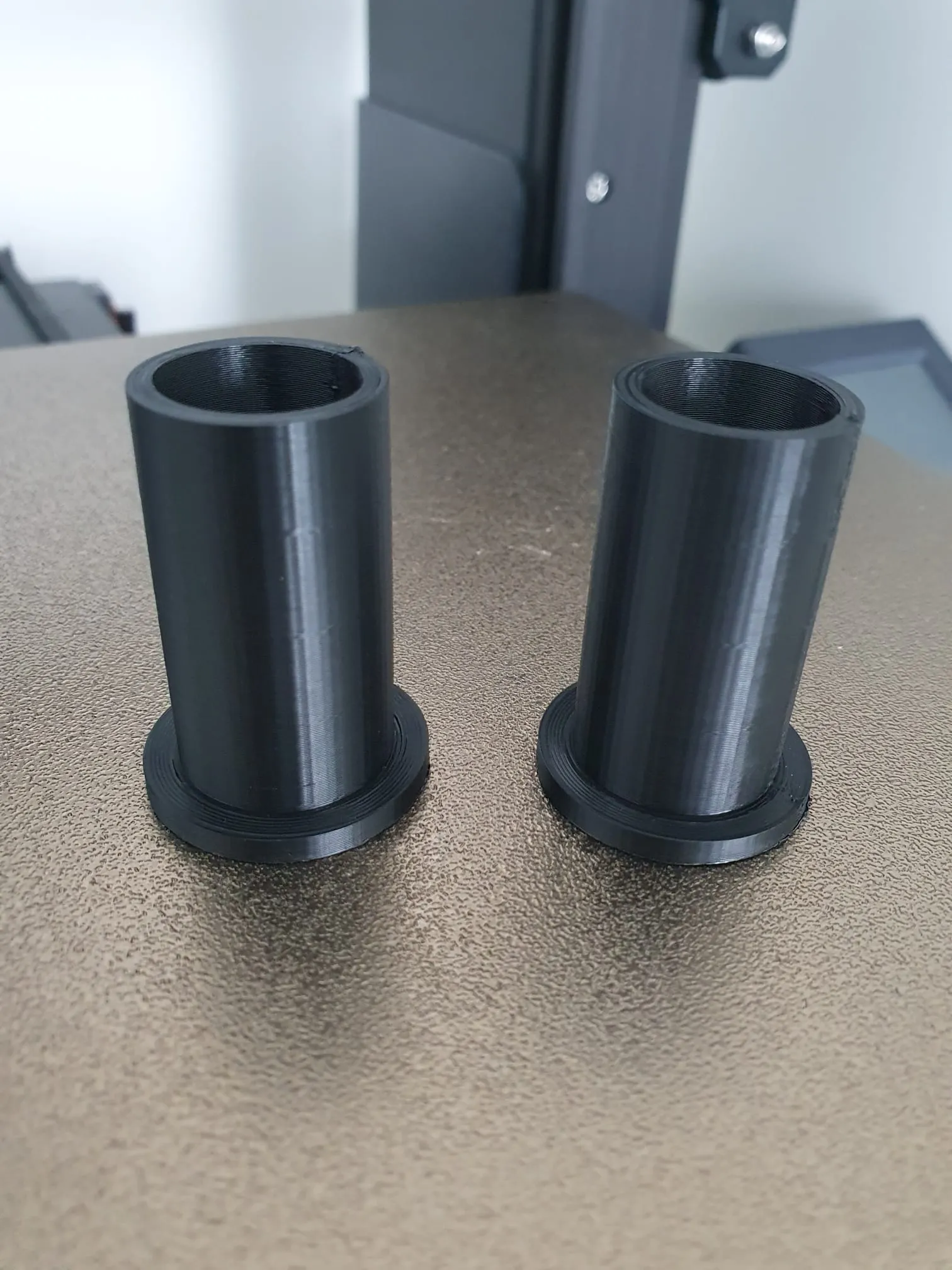 Buchse cho trục đỡ của Hercules K50