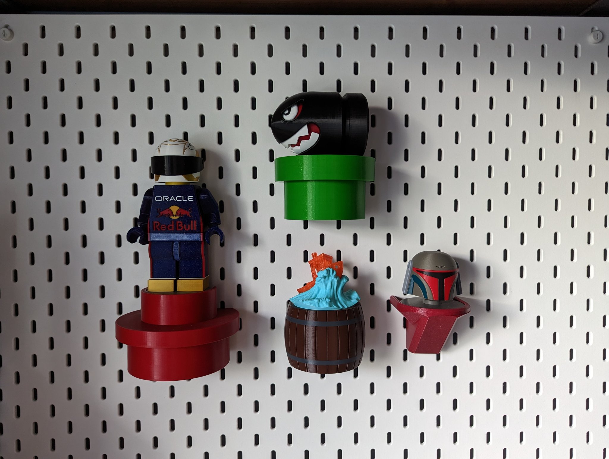 Giá đỡ đa chức năng cho mô hình và đồ trang trí yêu thích